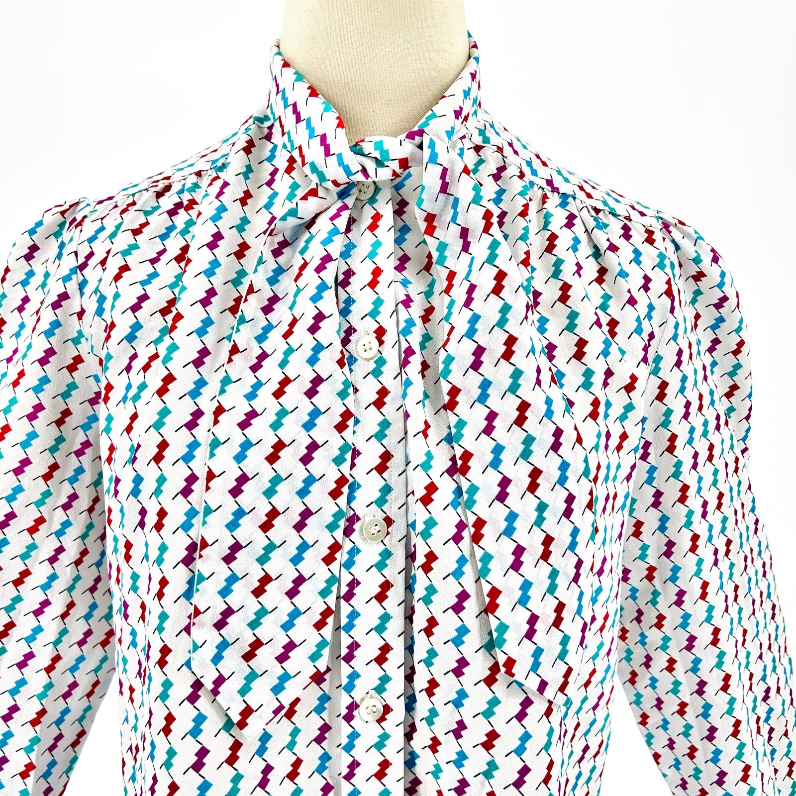 Vintage 80s Evan-Picone White Multicolor Geometric Pussybow Blouse