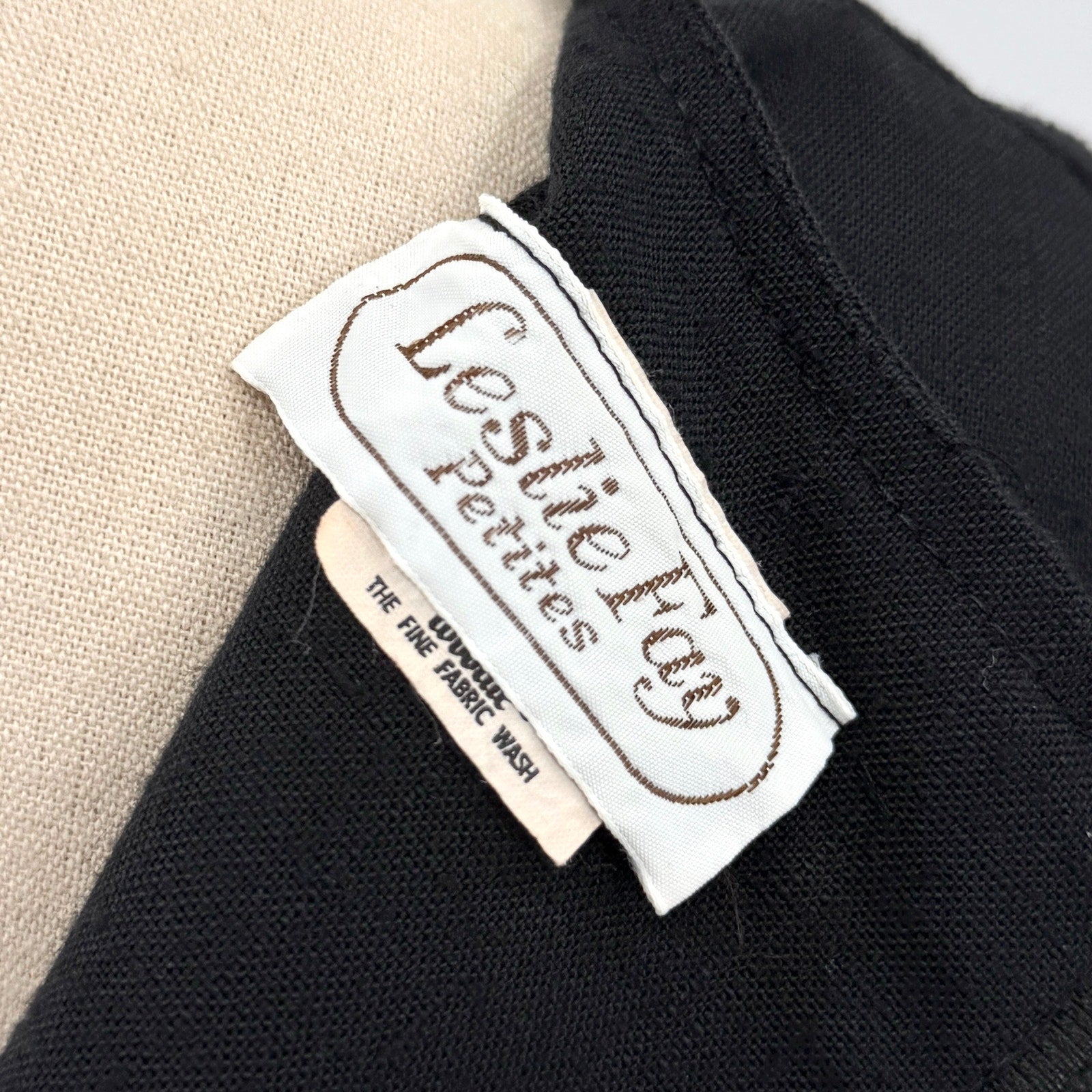 Vintage 60s Leslie Fay Black Mod Linen Blend Short Sleeve Shift Dress