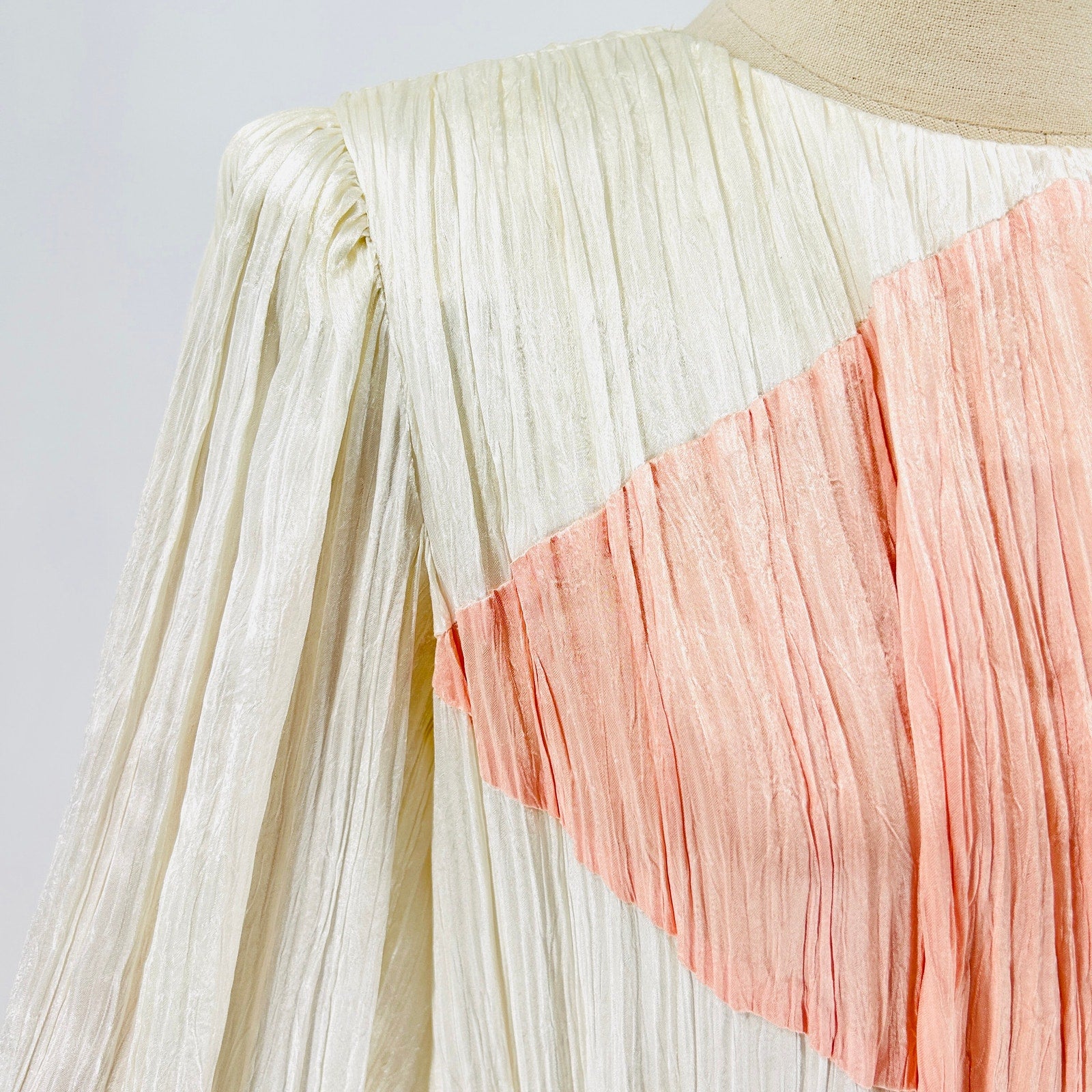 Vintage 80s Morton Myles Cream Peach Colorblock Satin Crinkle Cocktail Dress