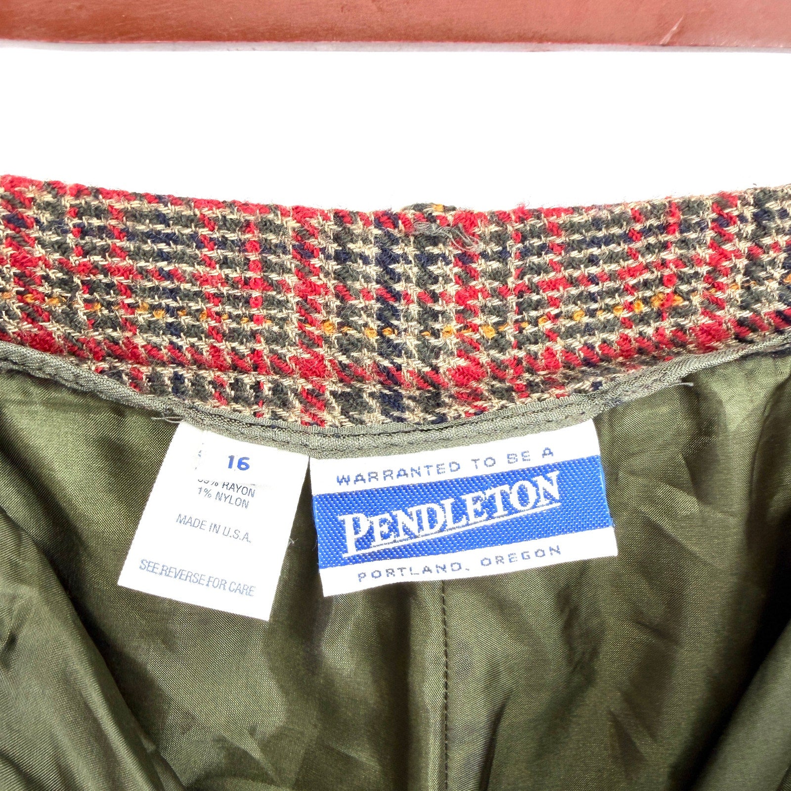 Vintage 90s Pendleton Red Forest Green  Houndstooth Pleated High Rise Trousers