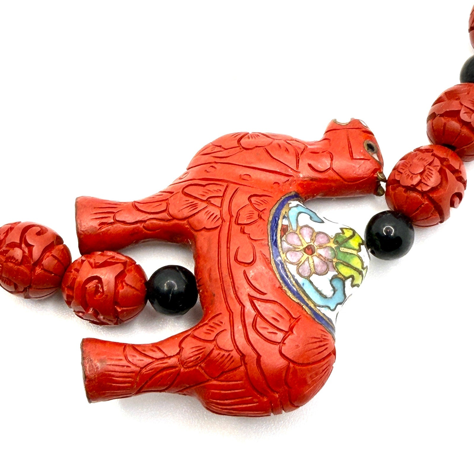 Vintage 90s Red Cinnabar Carved Camel Cloisonne Beaded Statement Necklace