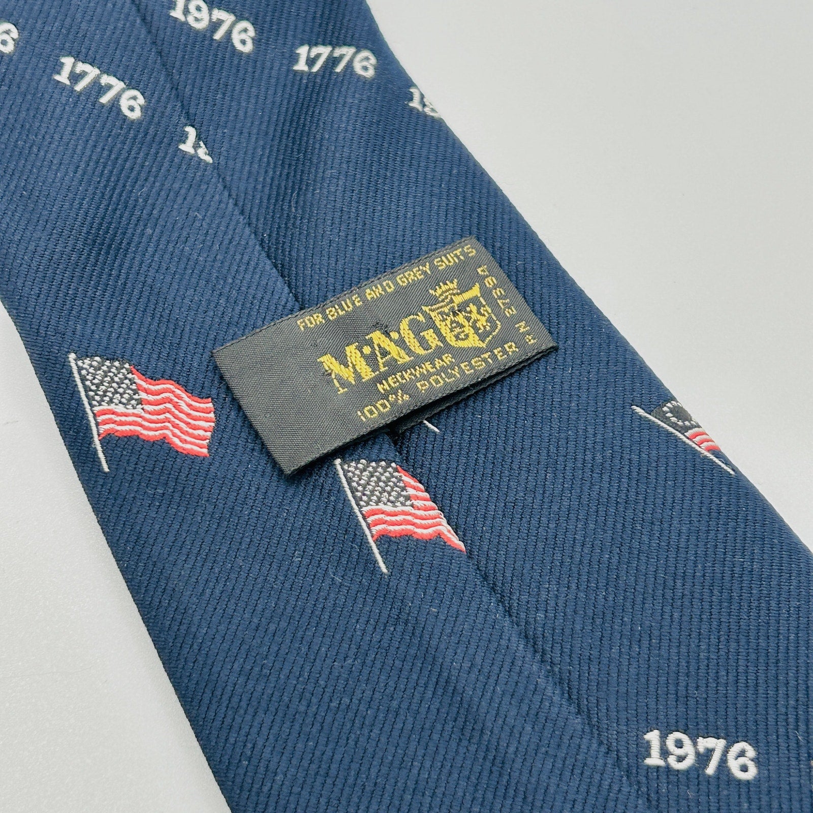 Vintage 70s Navy Blue Bicentennial 1776 1976 Polyester Necktie