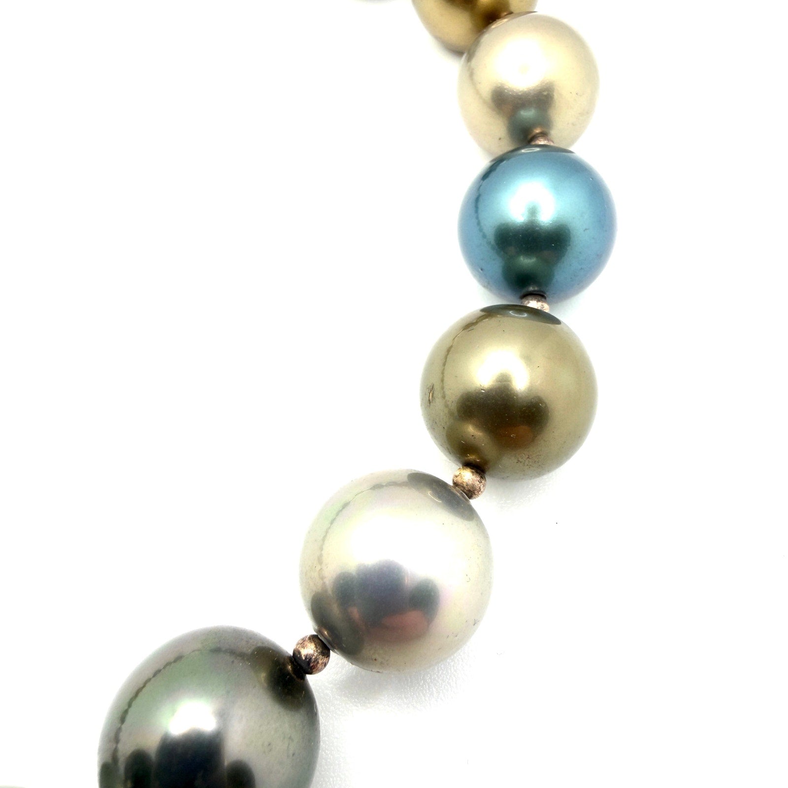 Vintage 90s Silver Blue Color Peacock South Sea Style Pearl Necklace