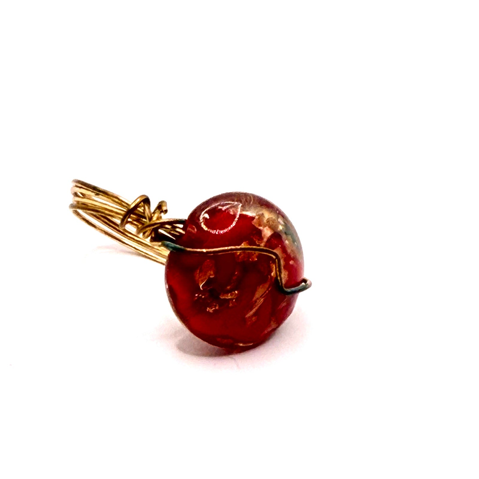 Vintage 90s Gold Wire Wrapped Red Foil Glass Bead Ring