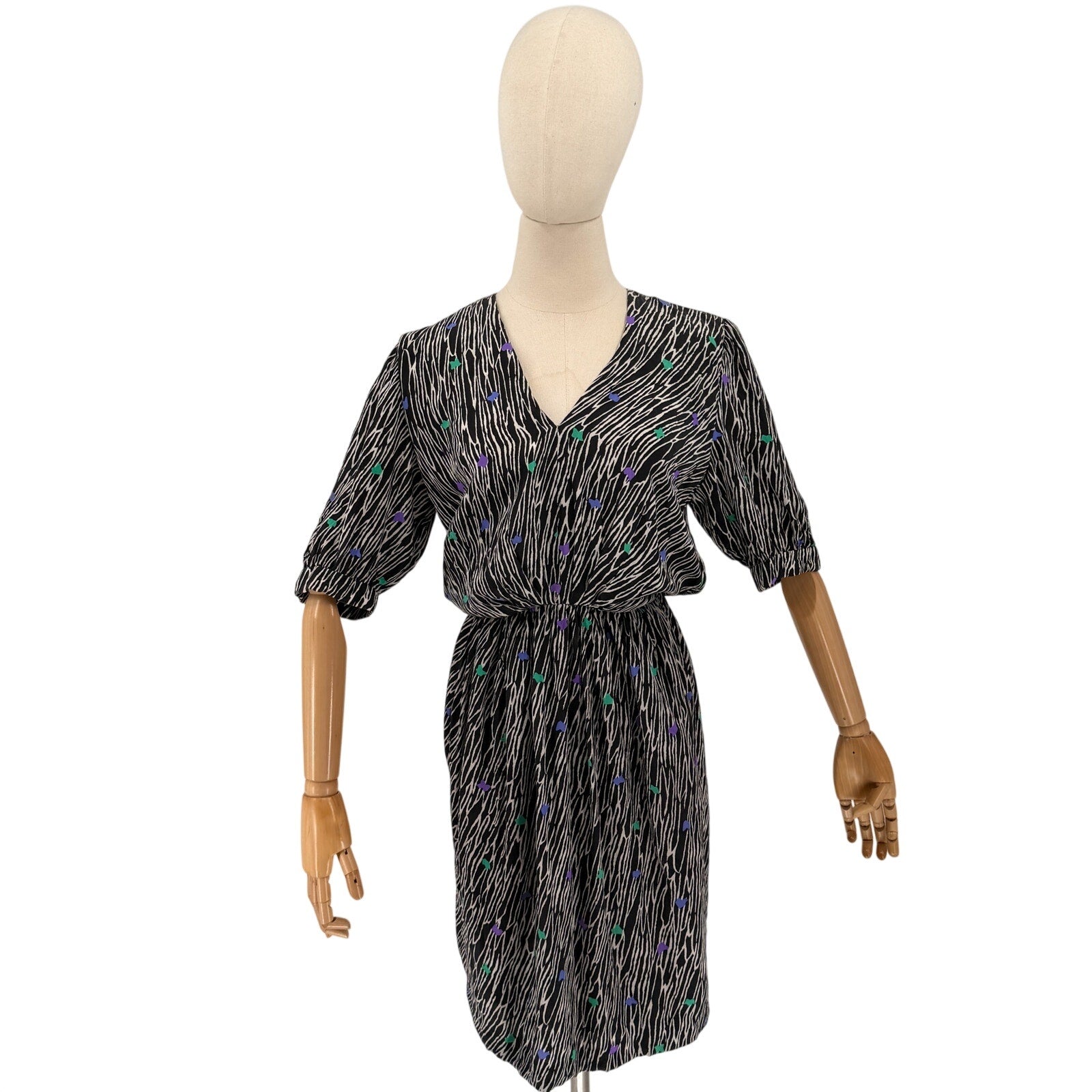Vintage 80s Gianni Versace Black White 100% Silk Abstract Graphic Mini Dress