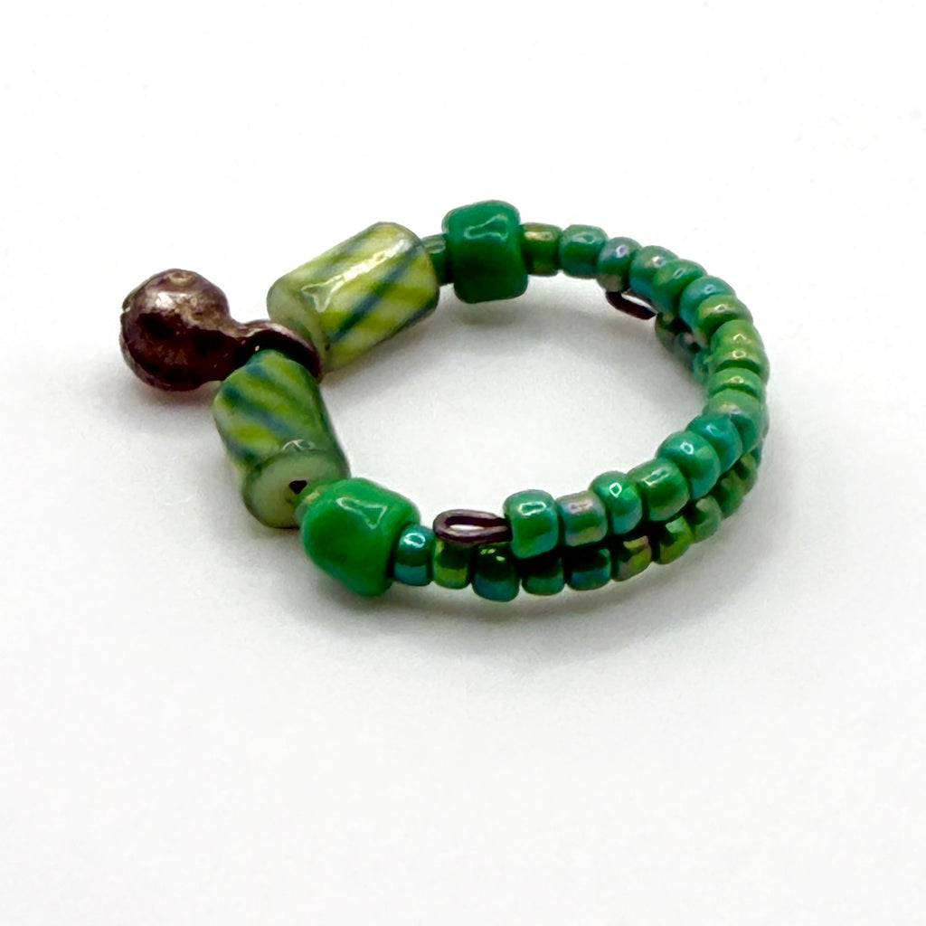 Vintage 90s Green Glass Seed Bead Sterling Silver Dangle Wrap Boho Ring
