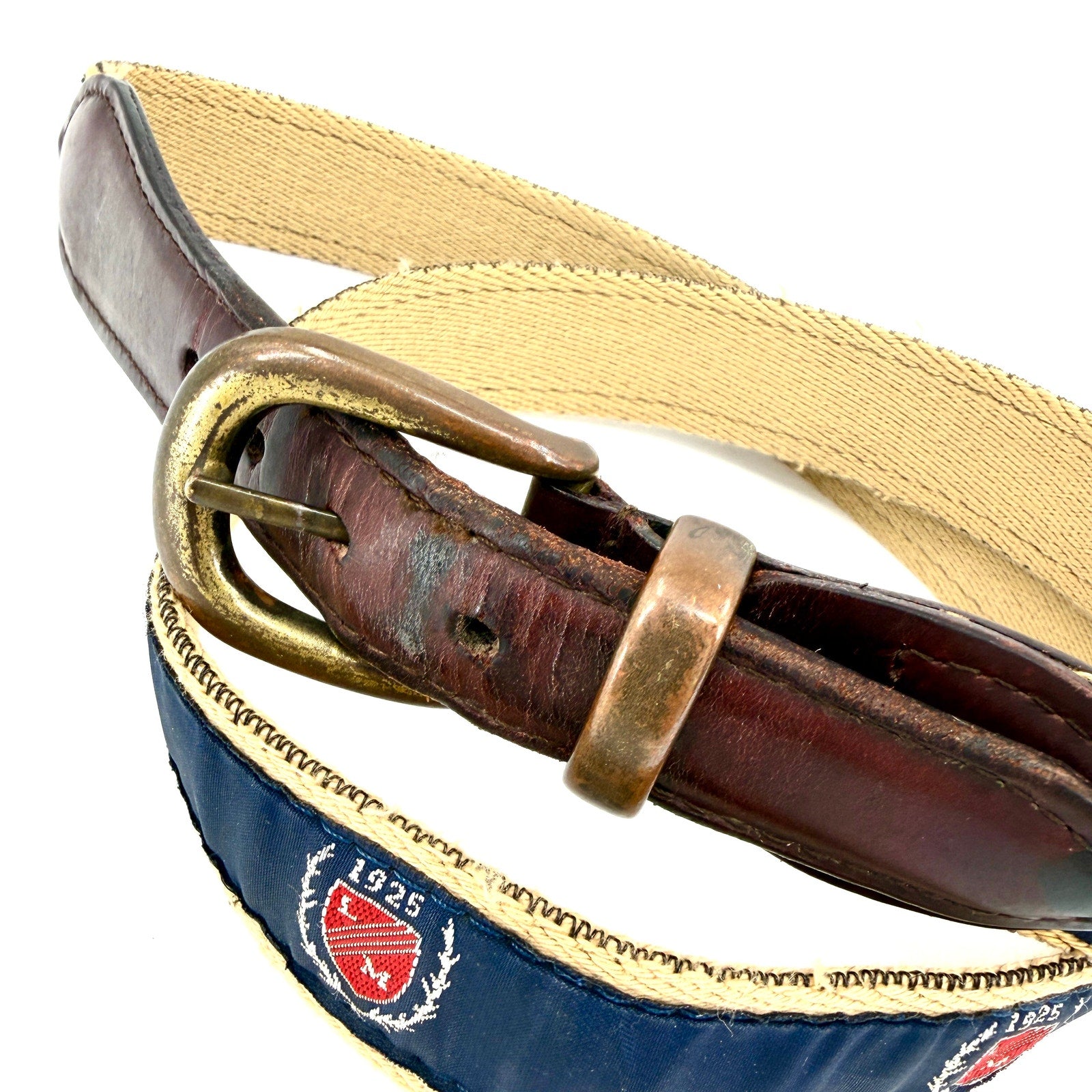 Vintage Y2K YRI Navy Preppy Collegiate Crest Belt