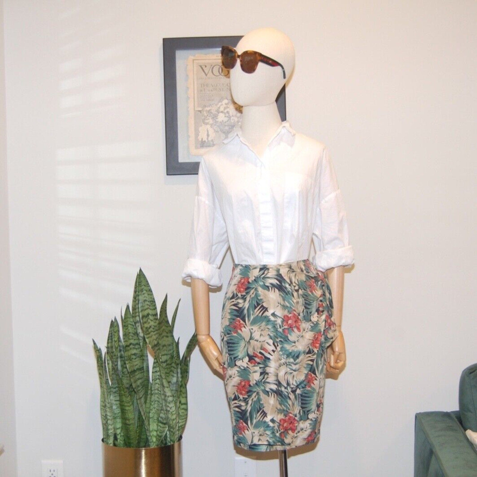Vintage 90s Valerie Stevens Green 100% Silk Tropical Tie Front Wrap Mini Skirt