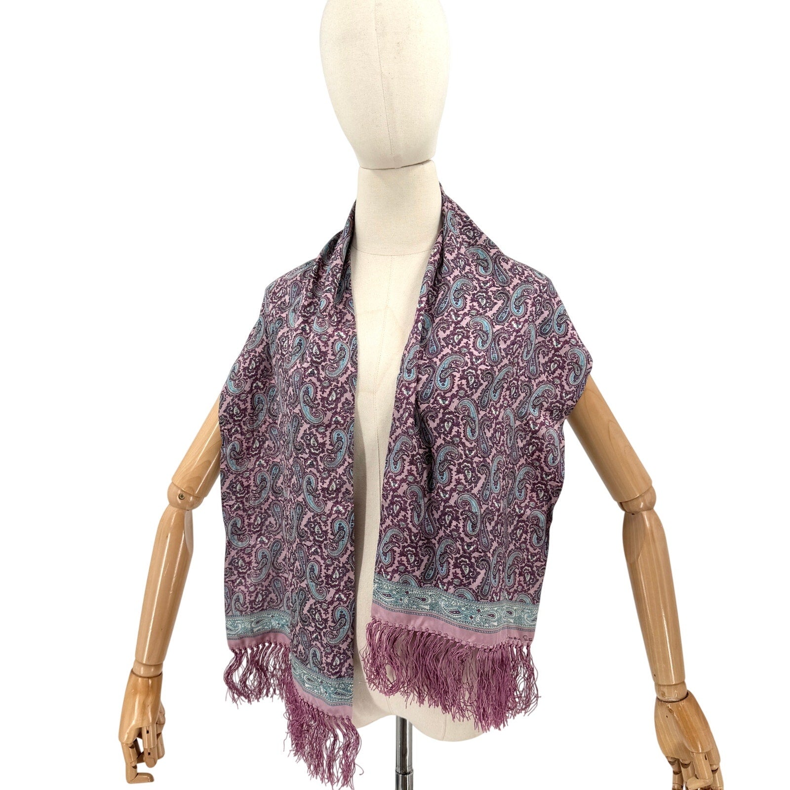 Vintage 80s Oscar de la Renta Purple 100% Silk Paisley Fringe Scarf