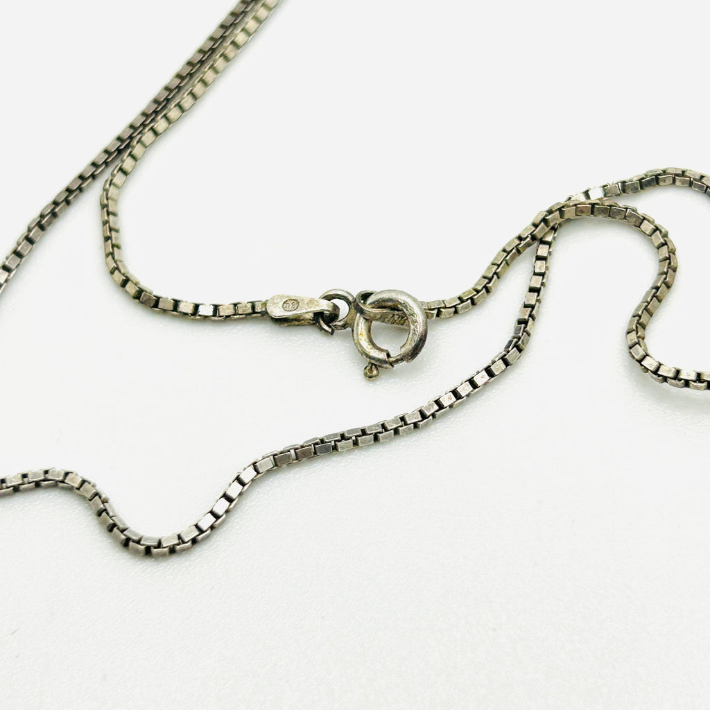 Chinese Porcelain Blue White Floral Sterling Silver Pendant Necklace