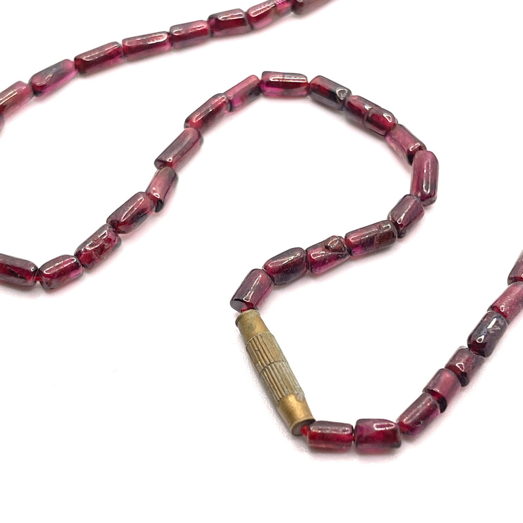 Vintage 40s Garnet Dark Red Gemstone Barrel Bead 19” Necklace