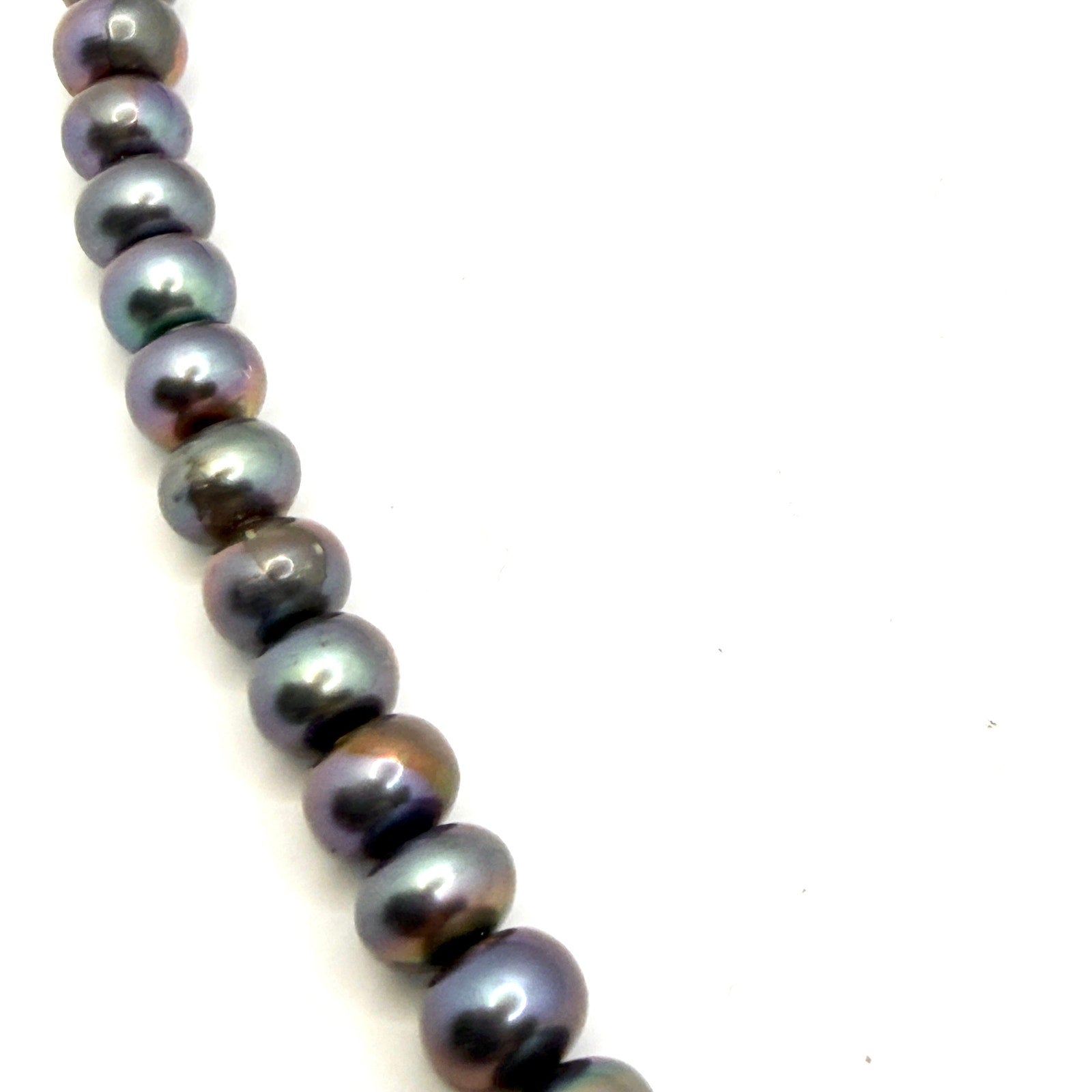 Vintage 90s Peacock Black Freshwater Pearl Hand Knotted Toggle Necklace