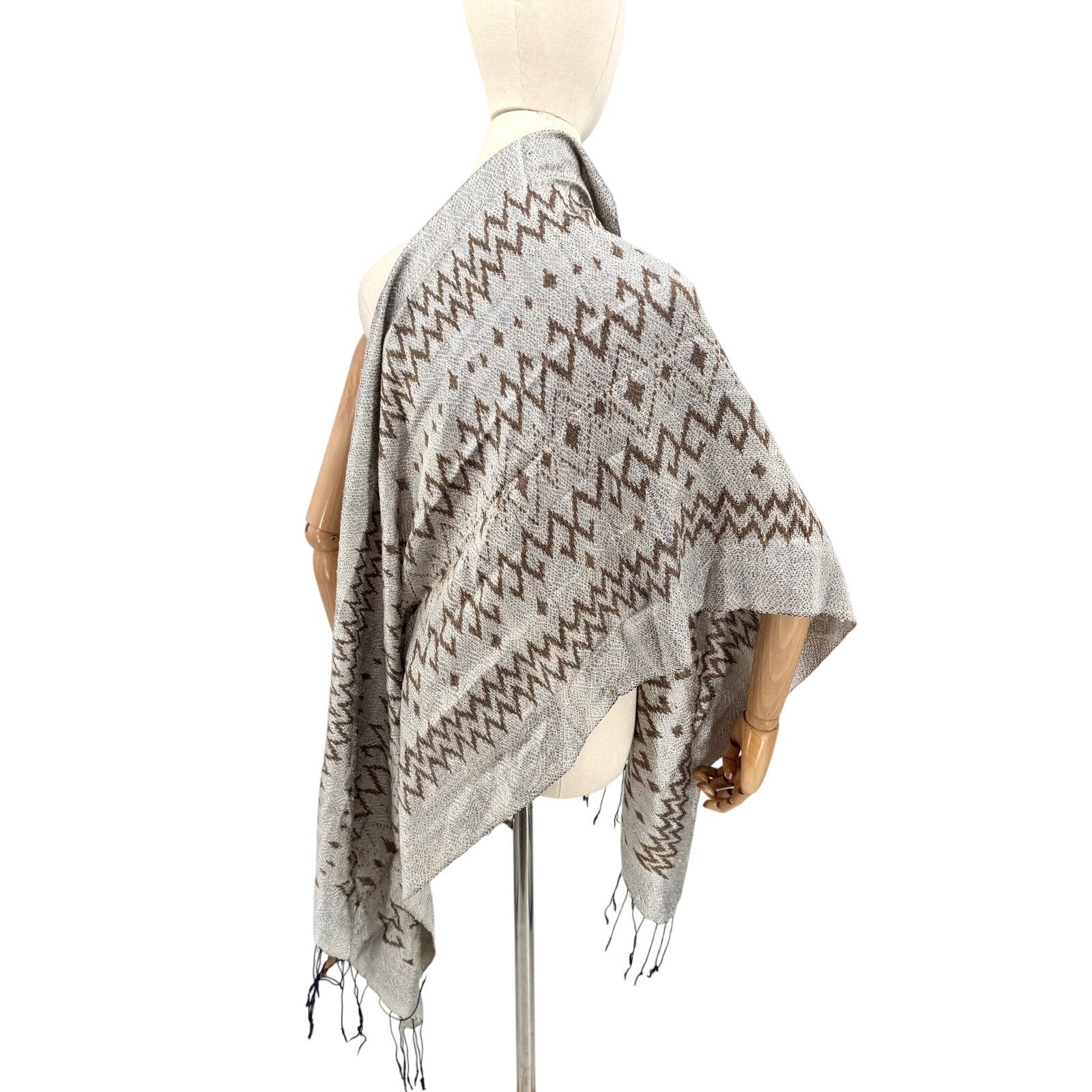 Vintage Y2K Silver Brown 100% Silk Geometric Fringe Scarf Wrap