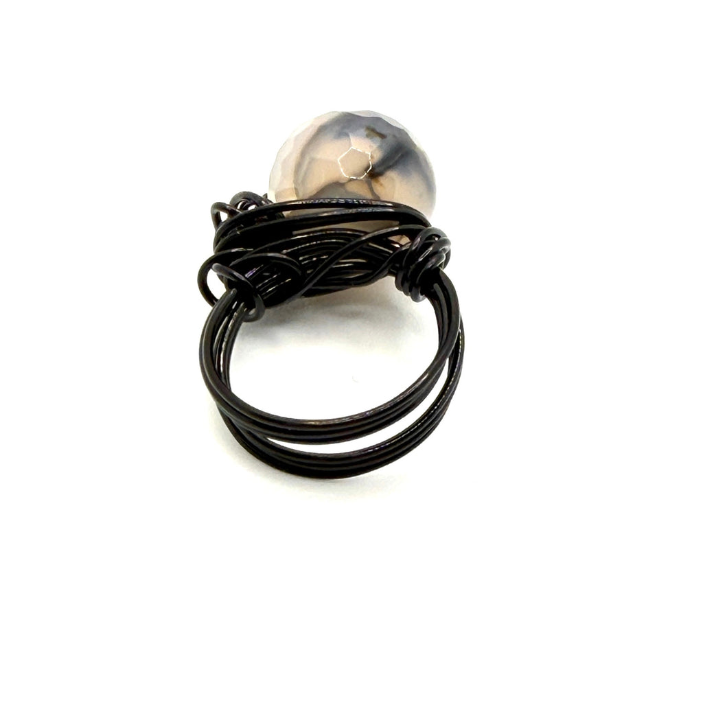 Vintage 90s Black Dendritic Agate Boho Wire Wrapped Faceted Orb Ring