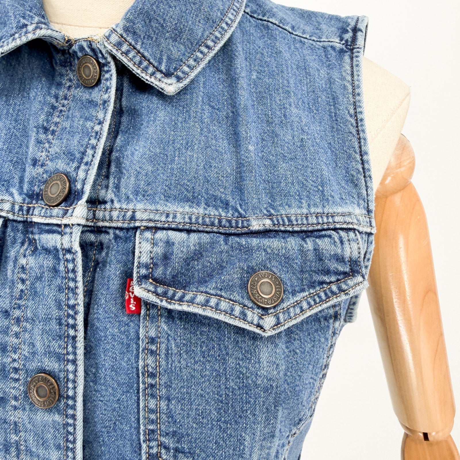 Levi's Blue 100% Cotton Sleeveless Snap Front Denim Mini Shirt Dress