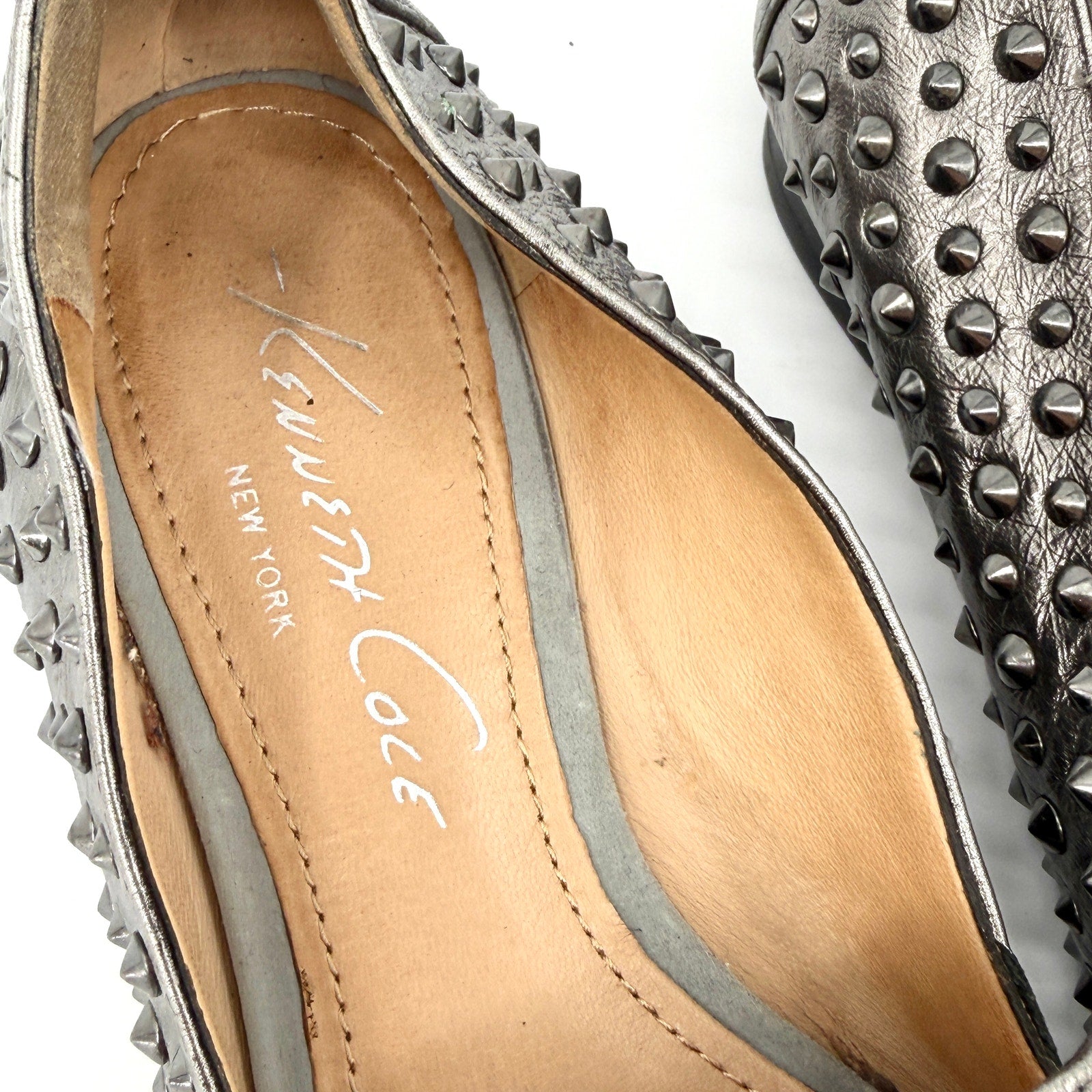 Kenneth Cole Gunmetal Silver Studded Leather Hard Time Loafers