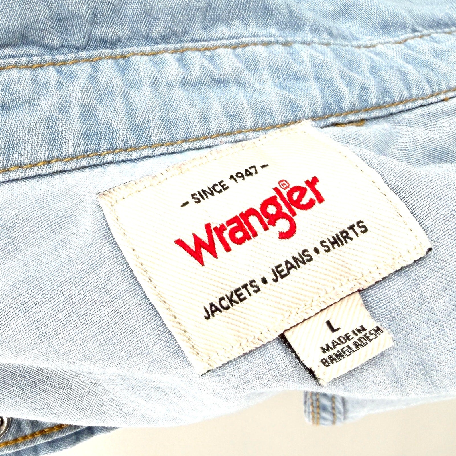 Wrangler Light Blue 100% Cotton Pearl Snap Sleeveless Tie Front Top
