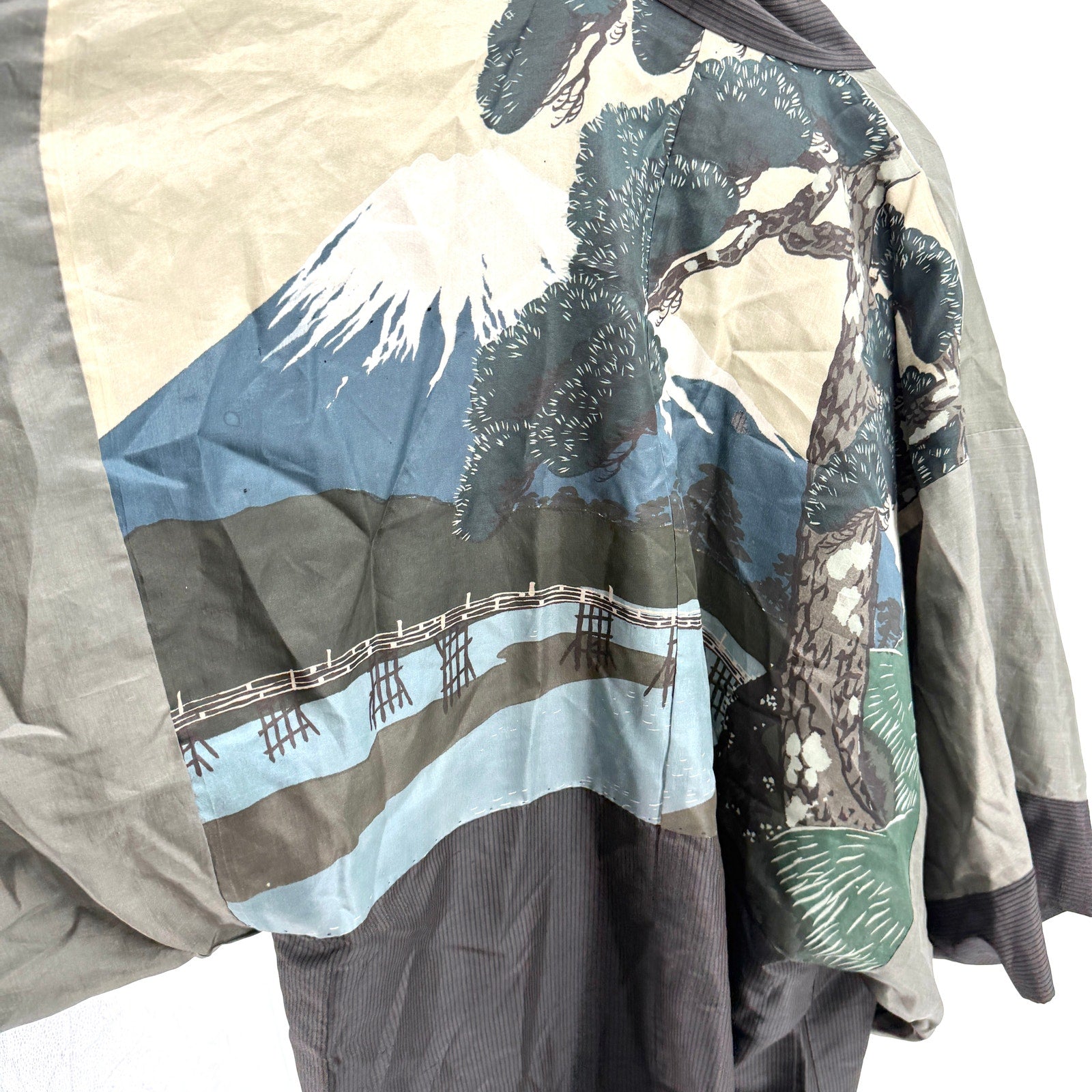 Vintage 50s Gray 100% Silk Mt Fuji Mens Haori Kimono Jacket