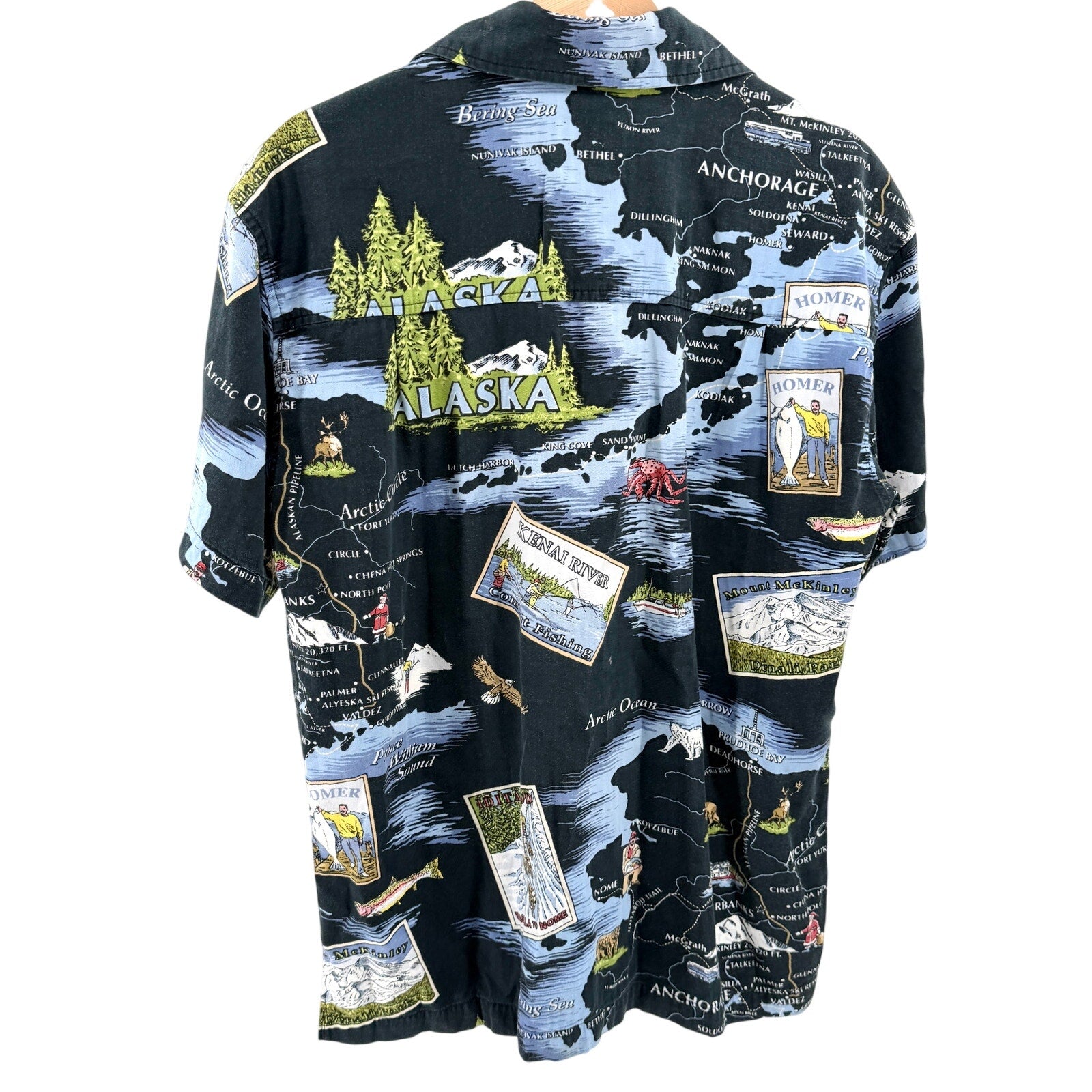 Vintage 90s David Carey Black Alaska Map Novelty Print Button Up Shirt