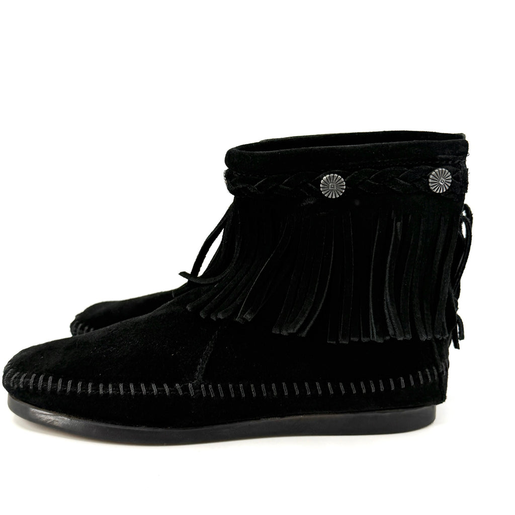 Minnetonka Black Genuine Leather Fringe Back Zip Moccasin Booties