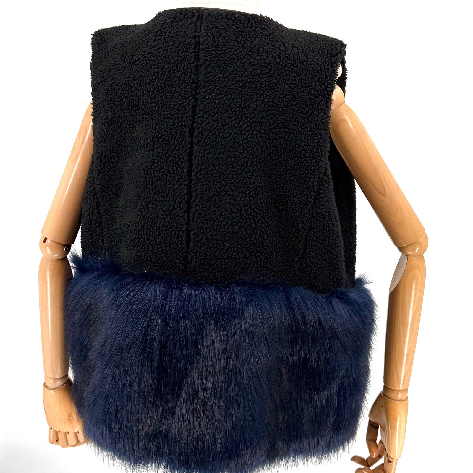 Saks Fifth Avenue Black Blue Sherpa Faux Fur Open Front Vest