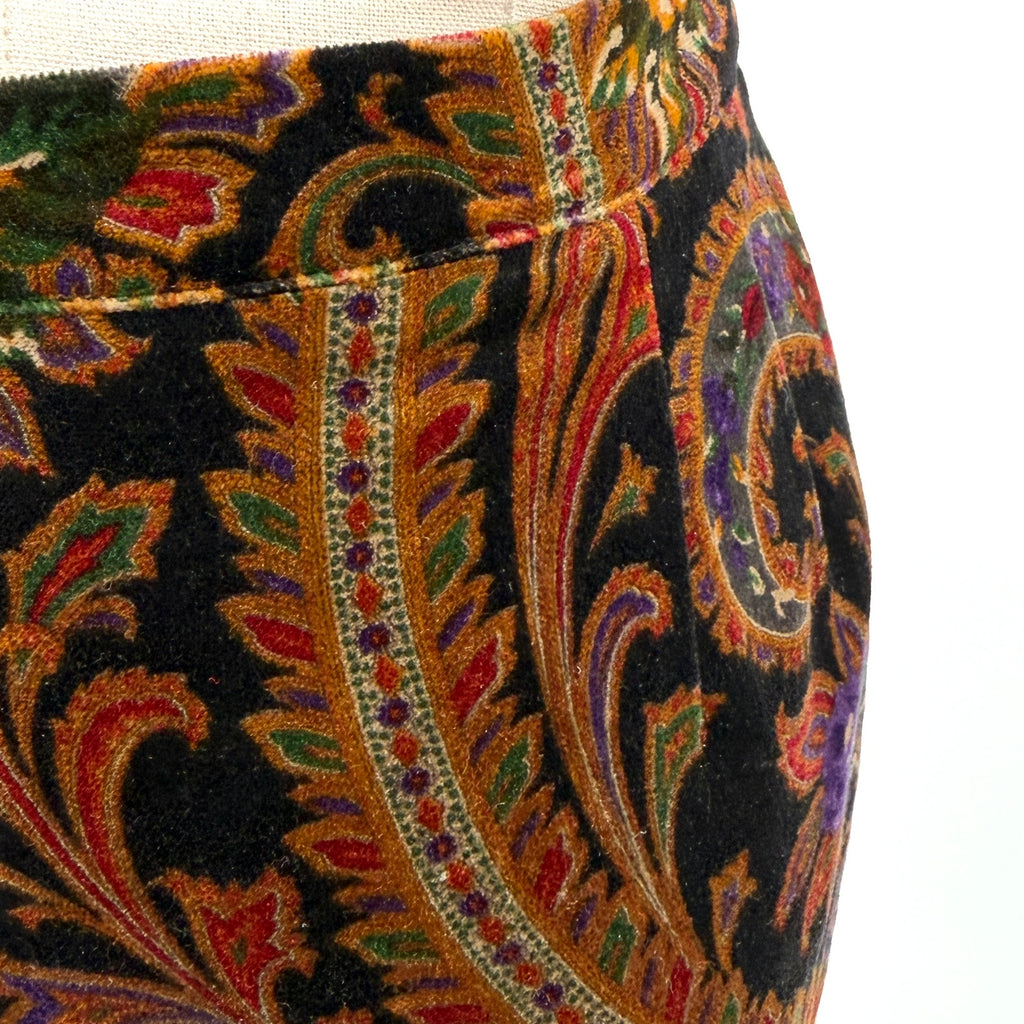 Vintage 90s Janine Black Red Ornate Baroque Floral Velvet Pencil Skirt