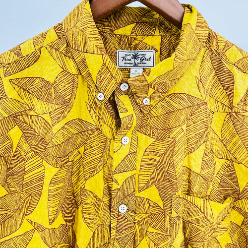 NWOT True Grit Men’s Mustard Yellow Tropical Hawaiian Short Sleeve Shirt