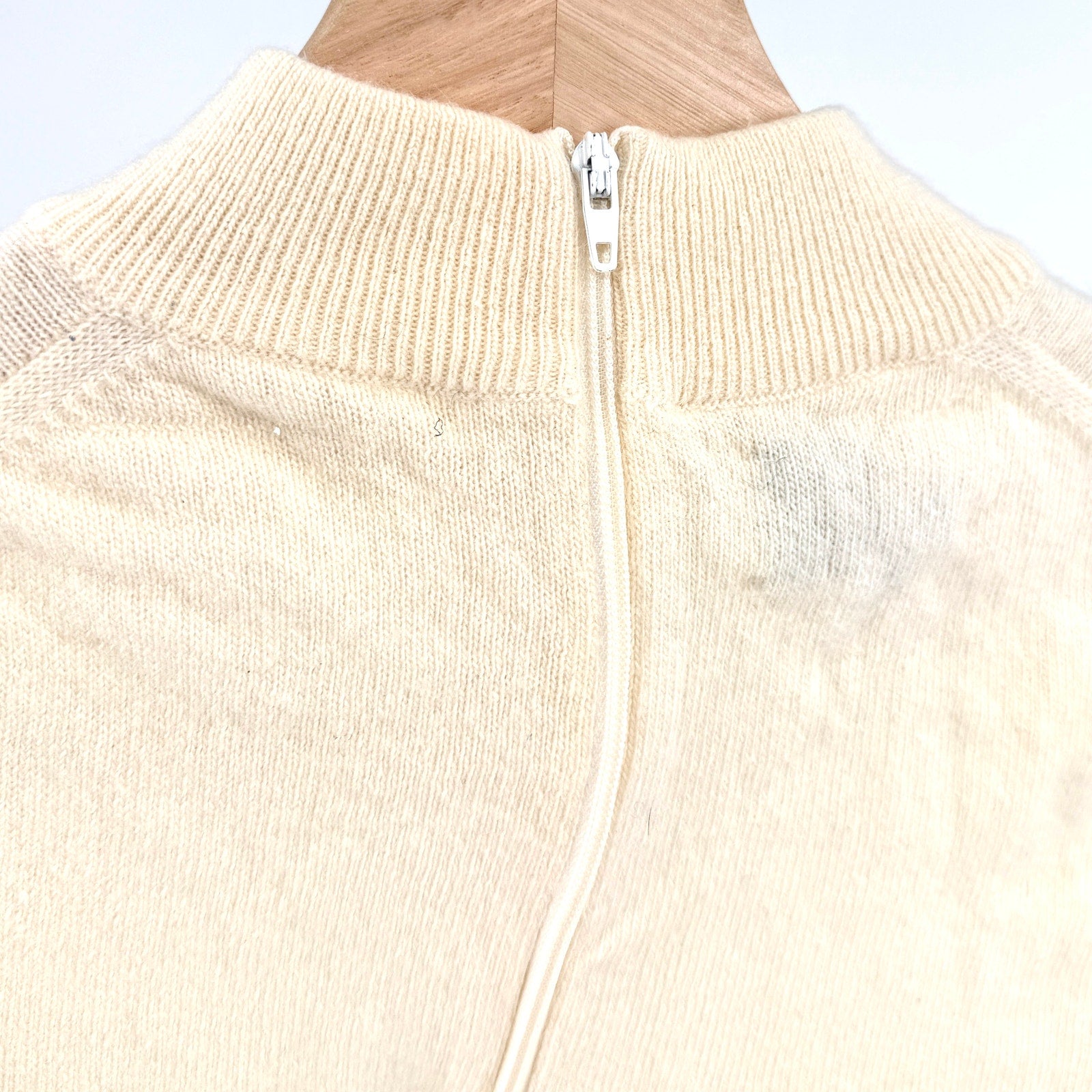 Vintage 70s Pringle of Scotland Cream 100% Cashmere Mock Neck Zip Back Sweater