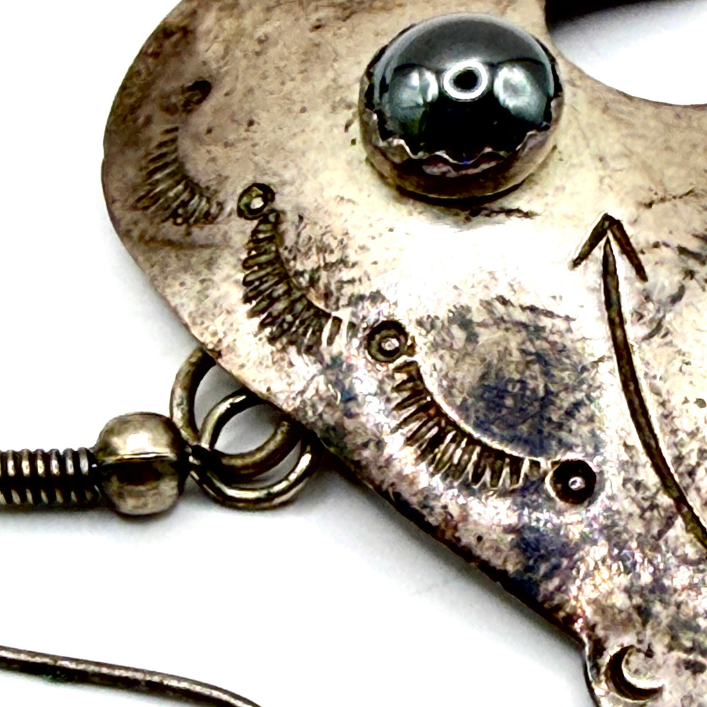 Vintage 90s Stamped Sterling Silver Hematite Southwestern Bear Fetish Earrings