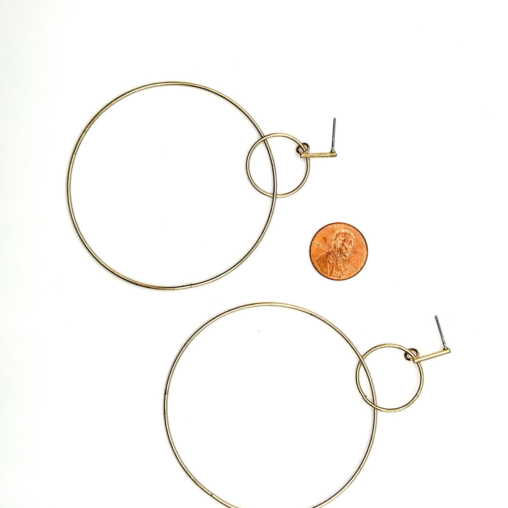 Vintage 70s Gold Tone Geometric Double Interlocking Hoop Dangle Earrings