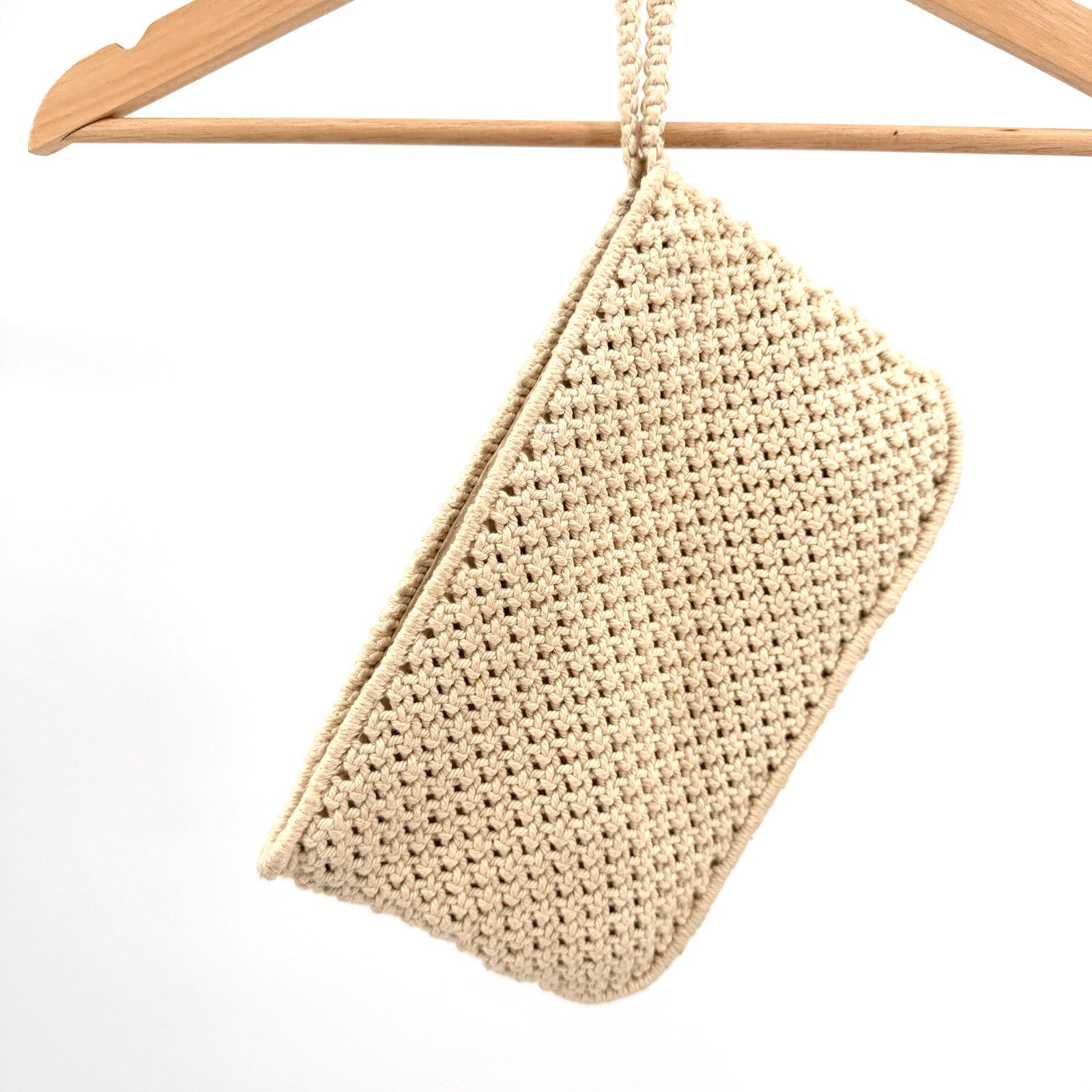 Vintage 90s Cream 100% Cotton Macrame Popcorn Knit Wristlet Clutch