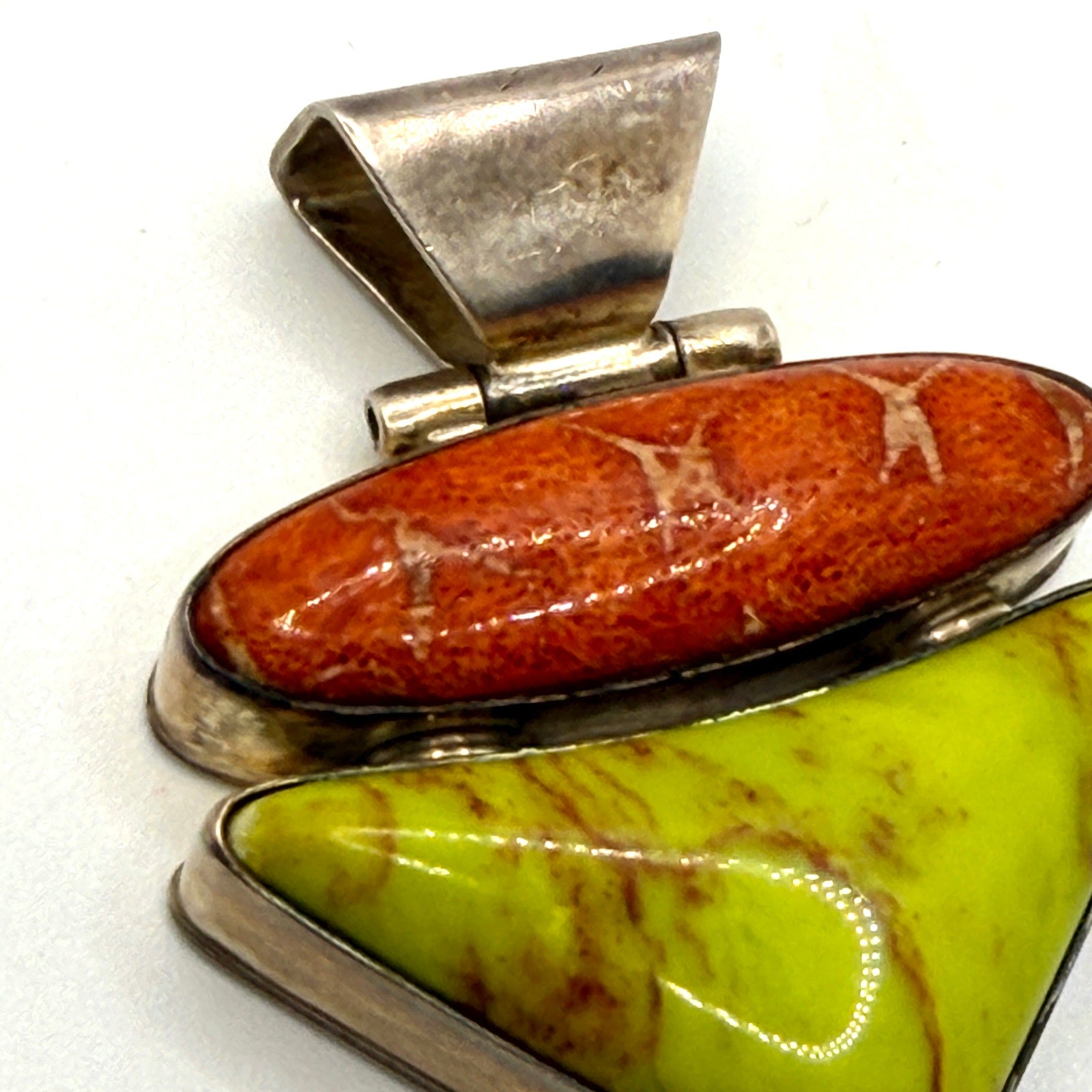 Vintage Y2K D. Troutman Sterling Gaspeite Sponge Coral Signed Pendant