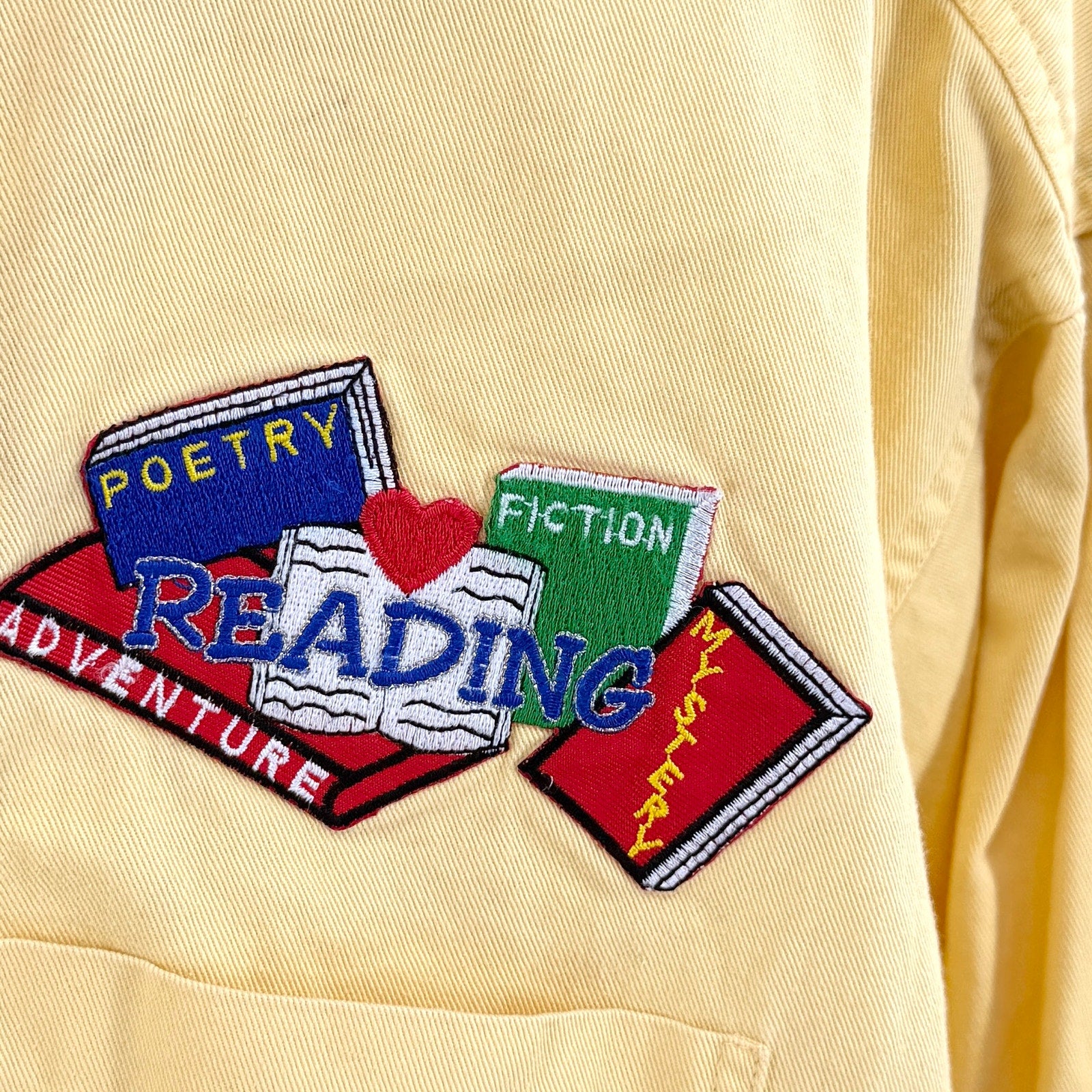 Vintage 90s Camp Creek Yellow 100% Cotton Novelty Reading Patch Shirt