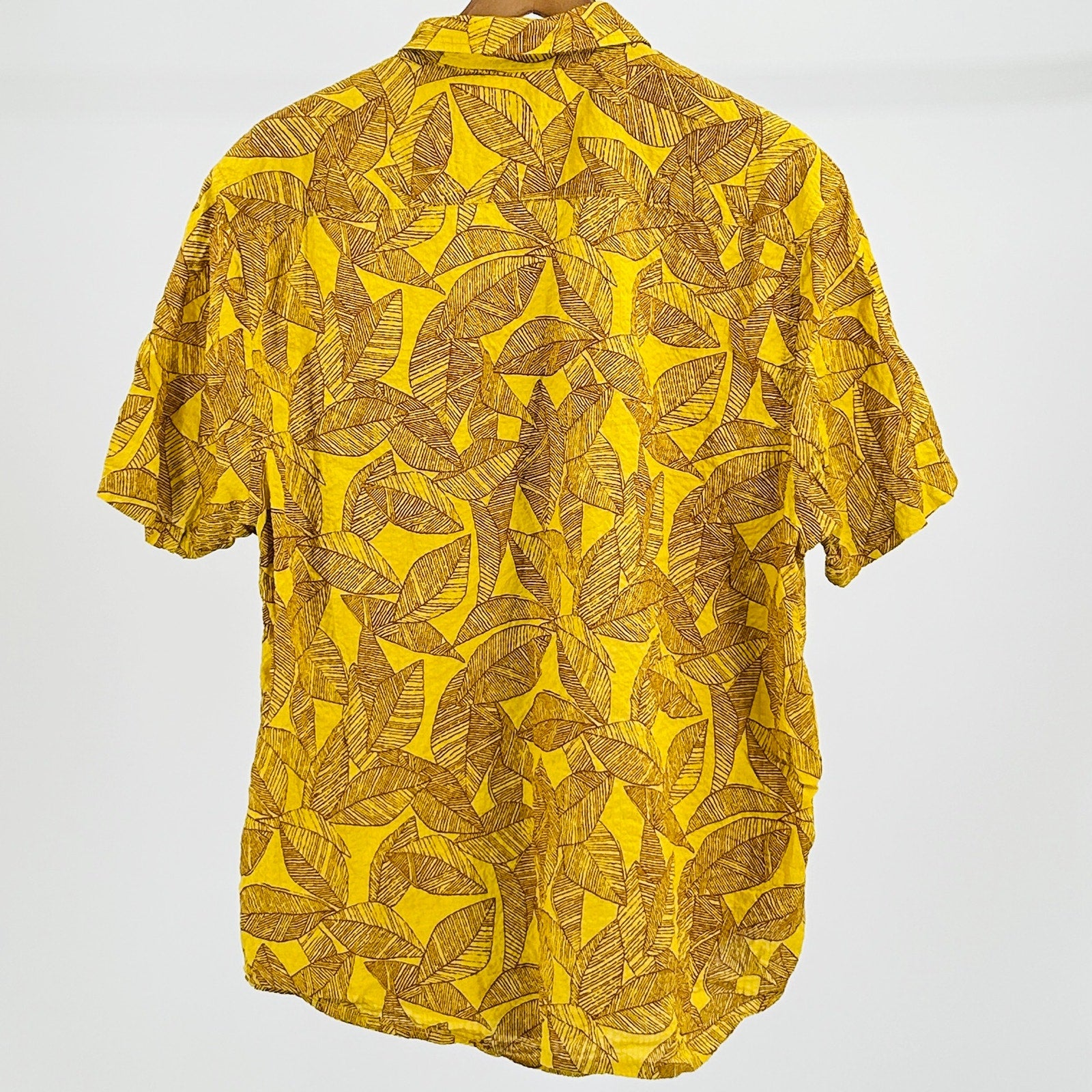 NWOT True Grit Men’s Mustard Yellow Tropical Hawaiian Short Sleeve Shirt
