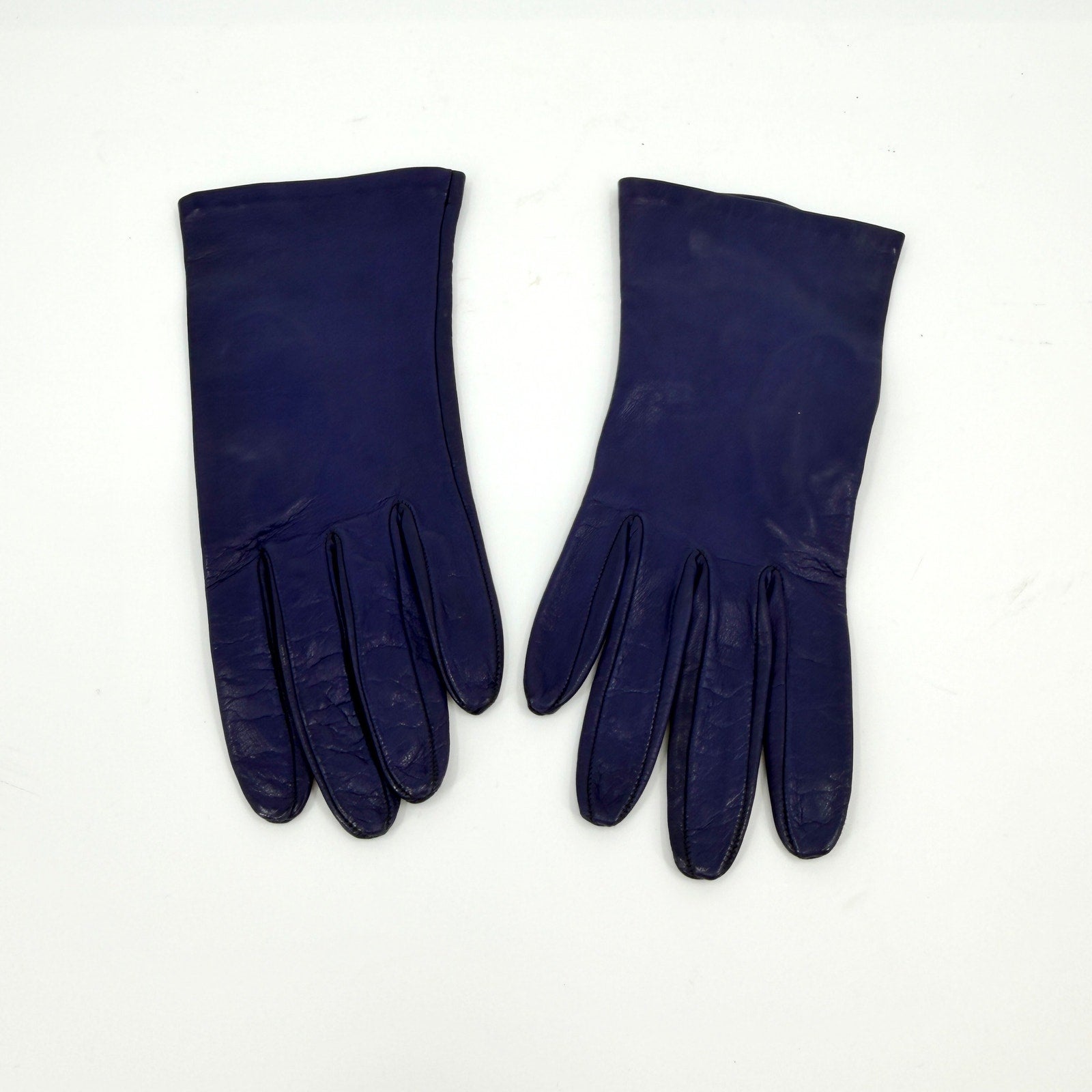 Vintage 80s Purple Genuine Leather Sleek Elegant Mid Length Gloves