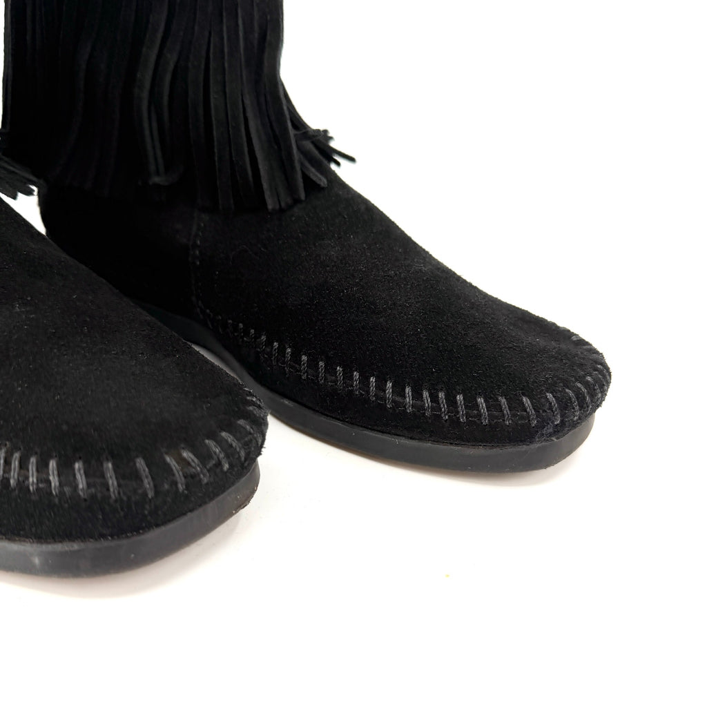 Minnetonka Black Genuine Leather Fringe Back Zip Moccasin Booties