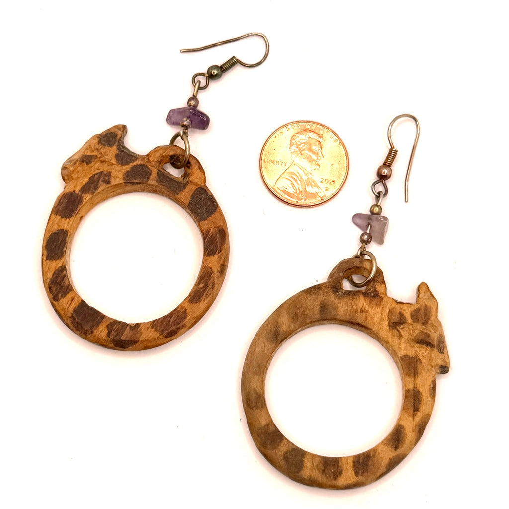 Vintage 80s Brown Carved Wood Giraffe Amethyst Hoop Earrings