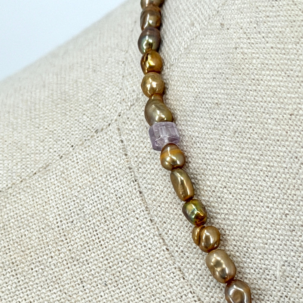 Vintage 90s Copper Tone Pearl Amethyst Ice Jadeite Disk Toggle Necklace