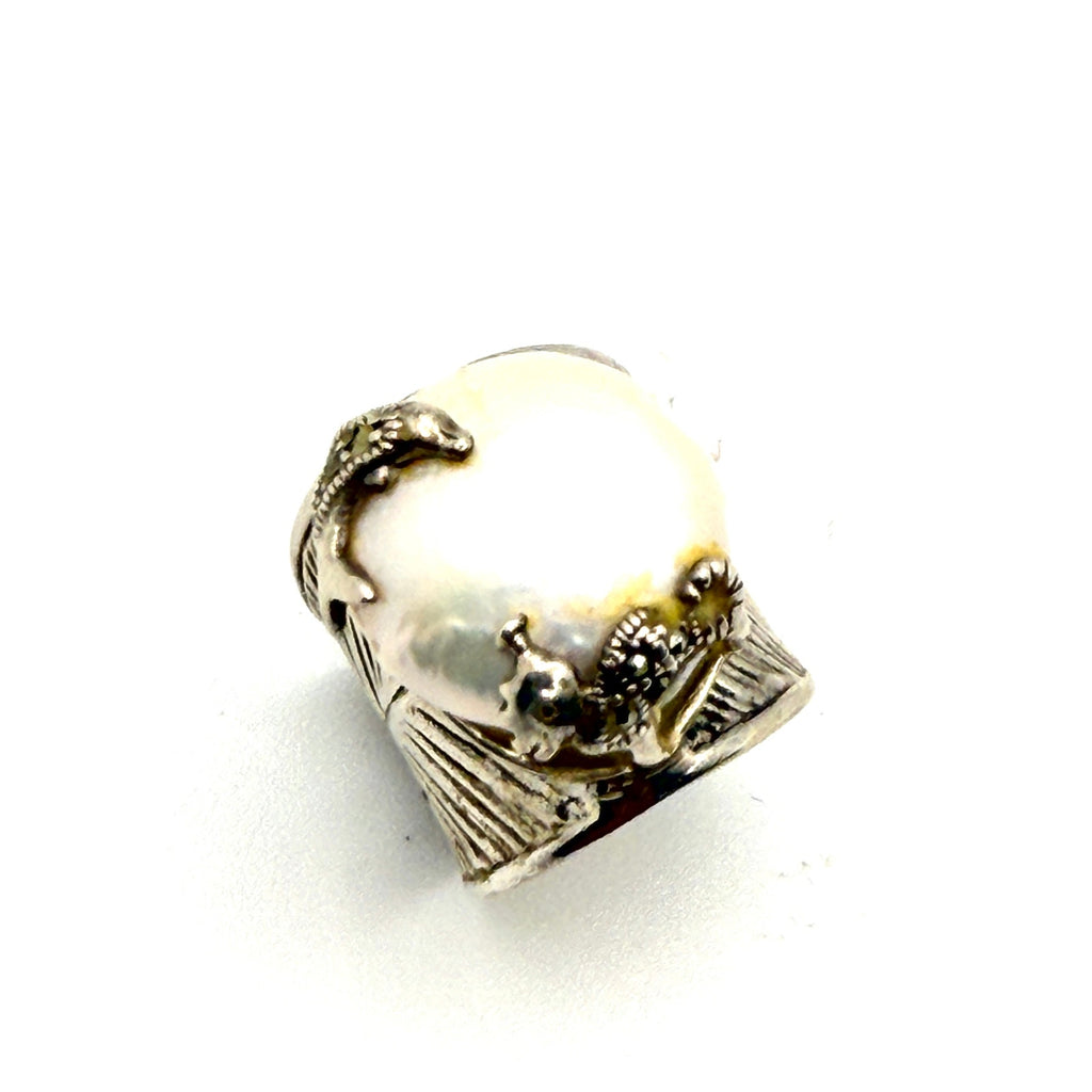 Vintage 90s Signed Collins Fine Jewelry Sterling Mabe Pearl Dolphin Ring