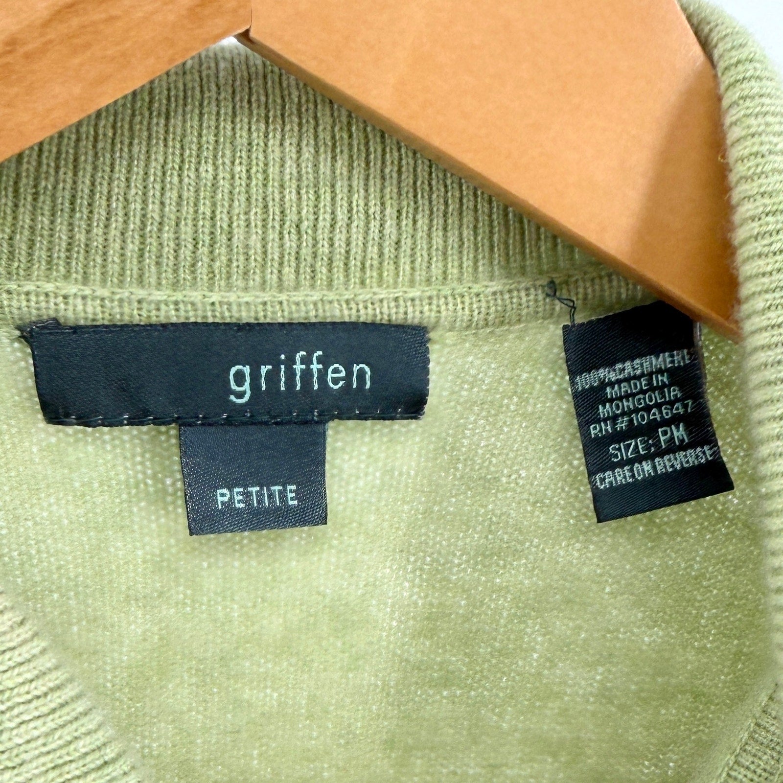 Vintage Y2K Griffen Pistachio Green 100% Cashmere Collared Knit Polo Sweater