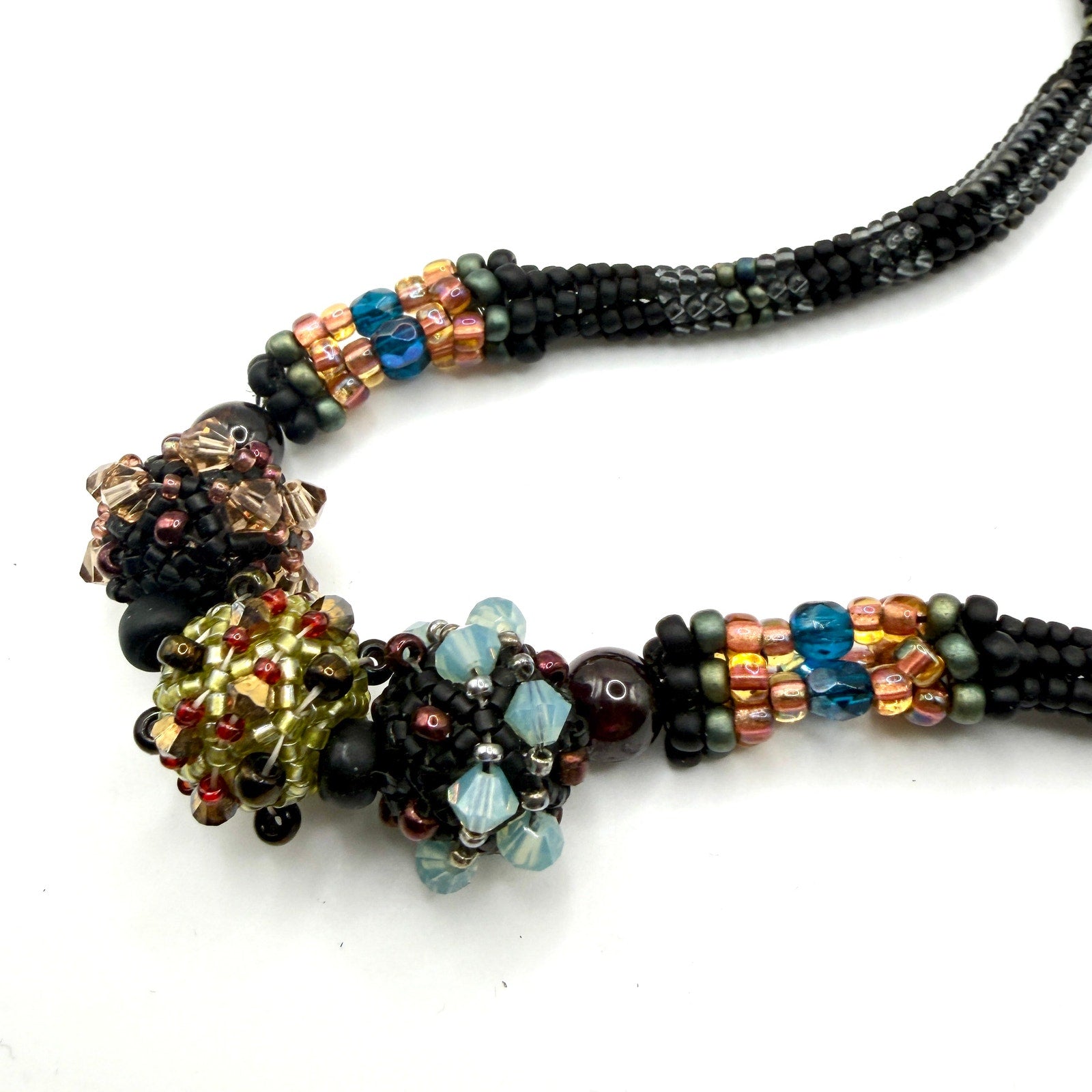 Vintage 90s Earthy Woven Seed Bead Crystal Focal Statement Loop Necklace