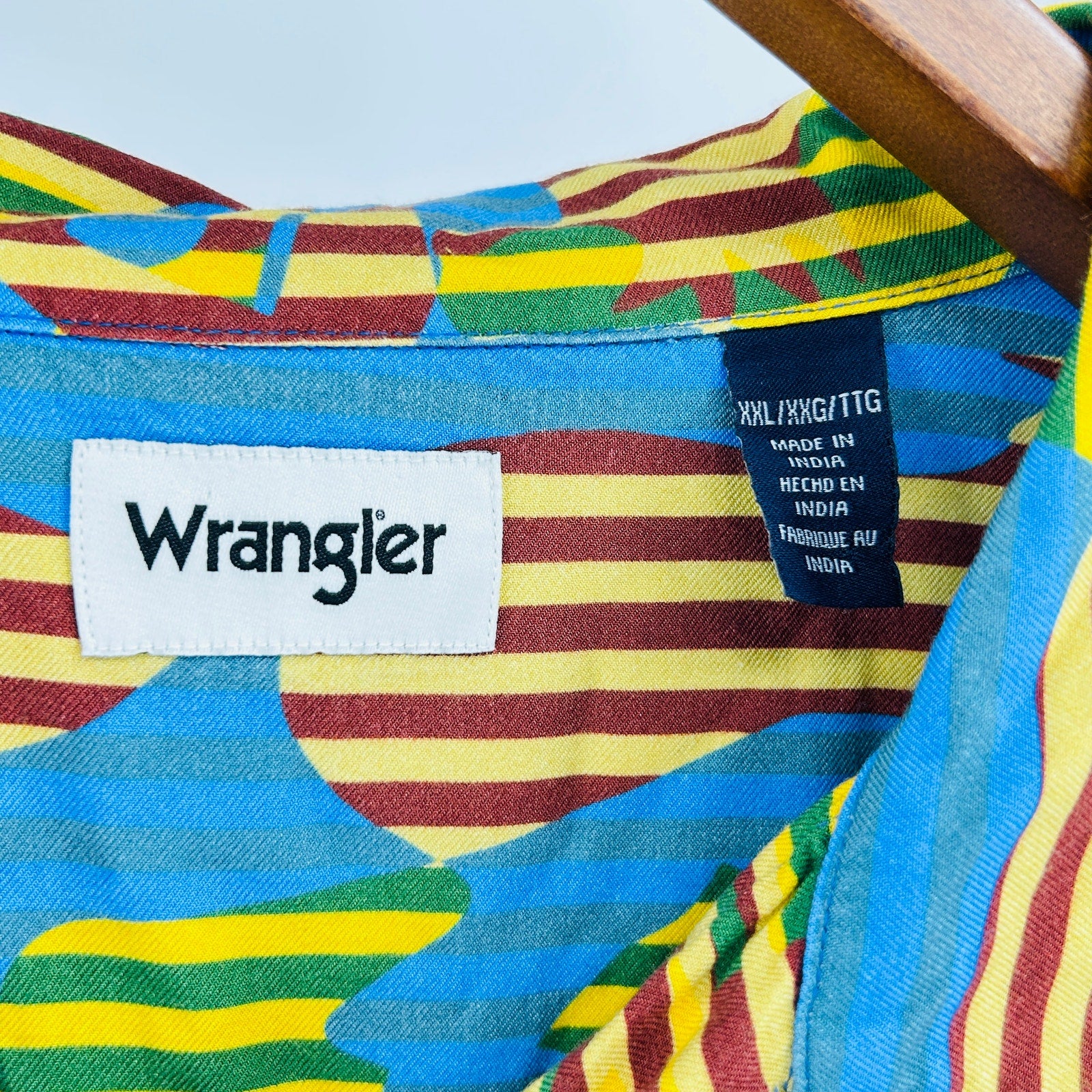 Wrangler Multicolor Western Cowboy Trippy Horse Print Striped Shirt
