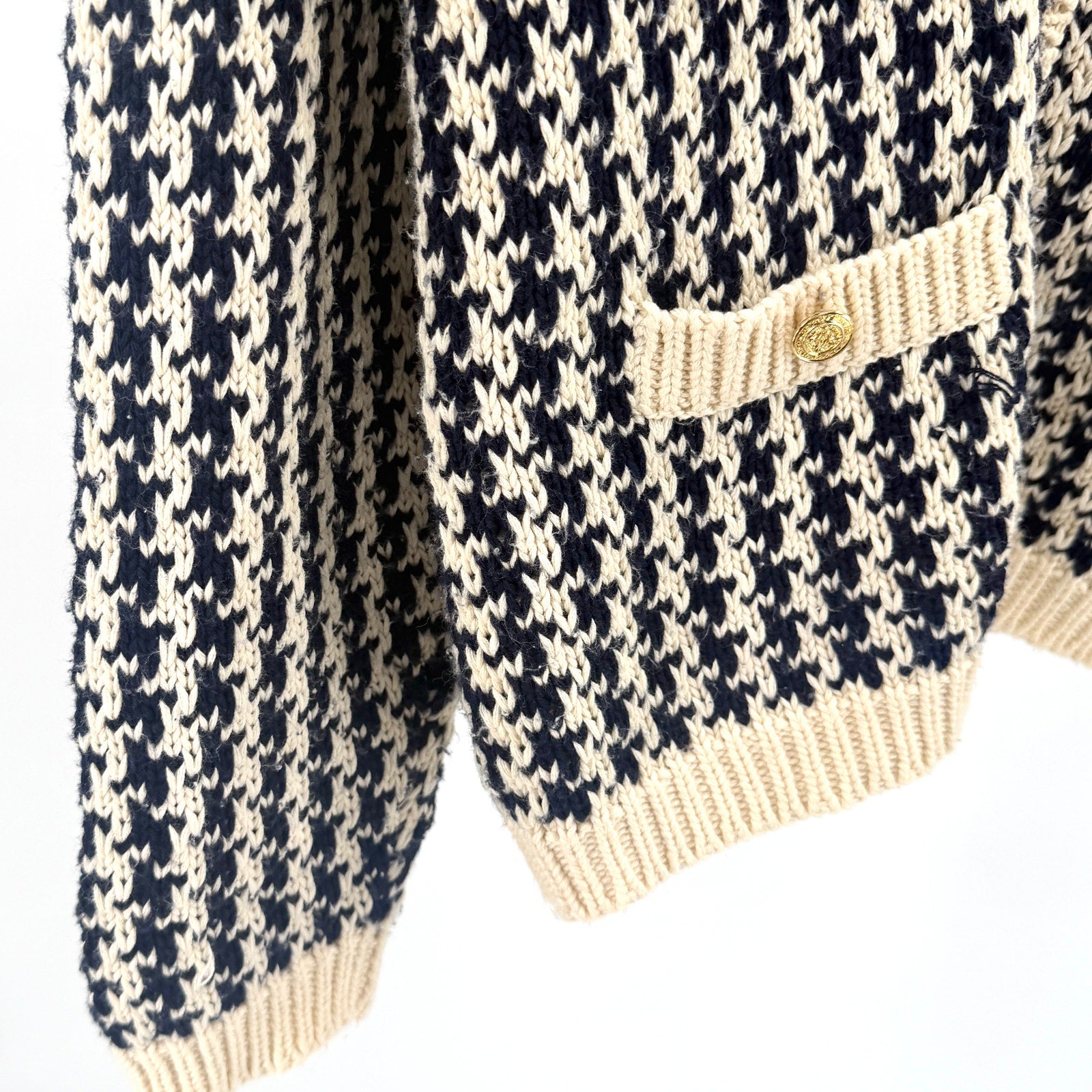 Vintage 90s Susan Bristol Navy Cream Houndstooth Gold Button Cardigan