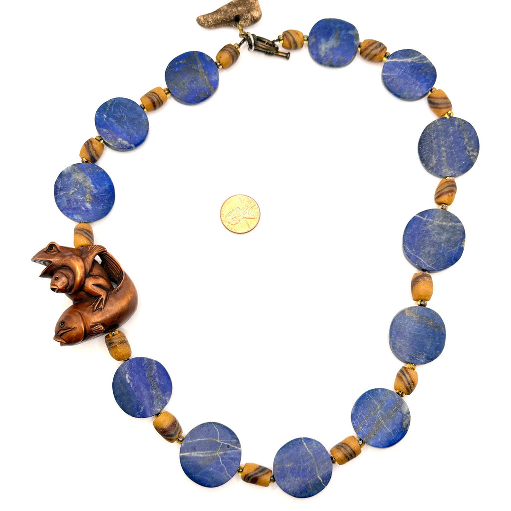 Vintage 90s Lapis Lazuli Wood Hand Carved Frog Fish Netsuke Necklace