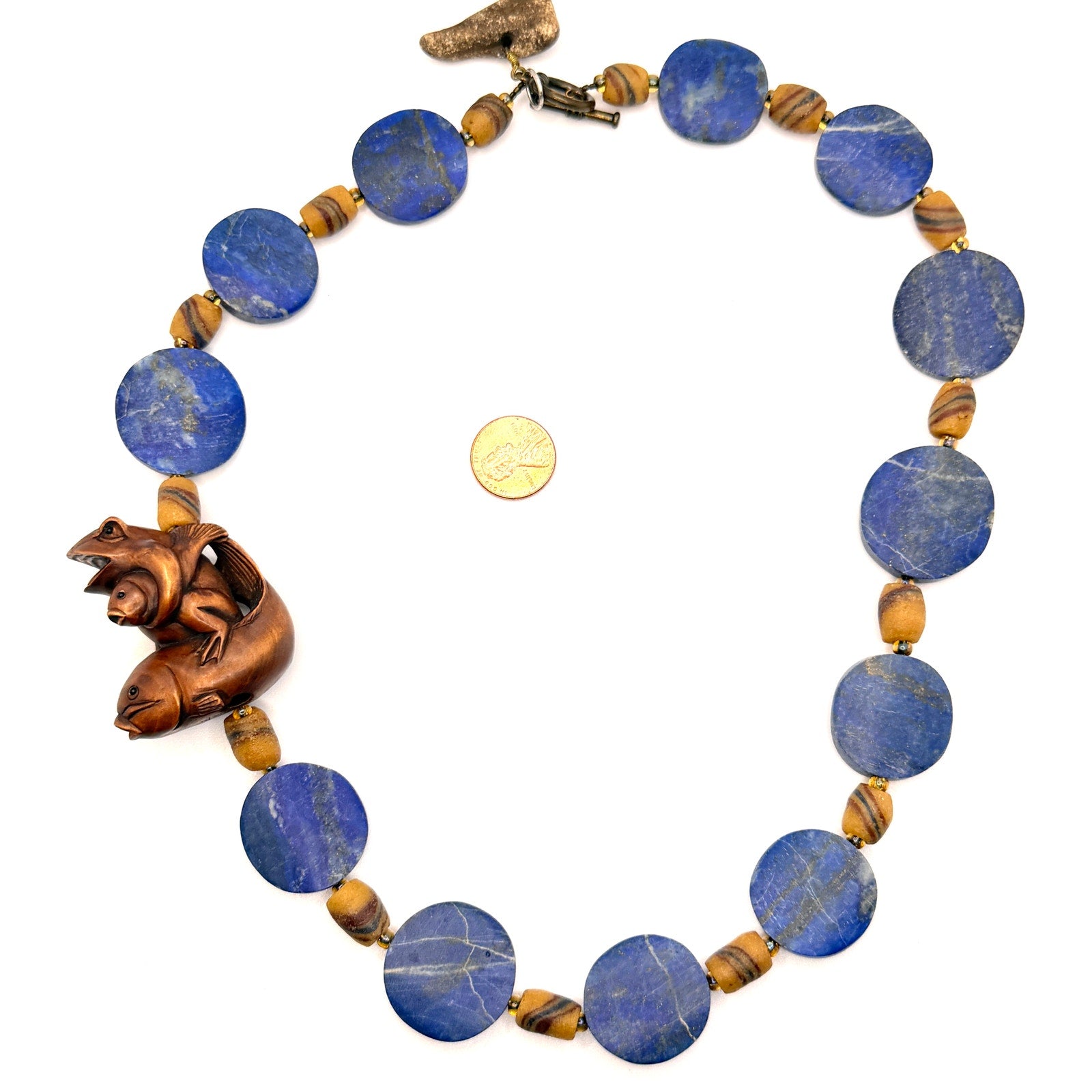 Vintage 90s Lapis Lazuli Wood Hand Carved Frog Fish Netsuke Necklace