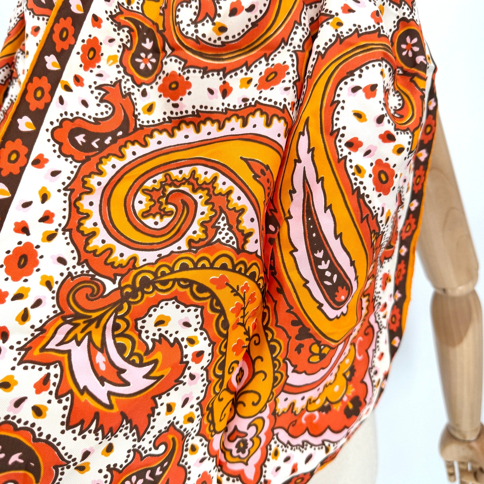 Vintage 70s Vera Neumann Orange 100% Silk Paisley Scarf