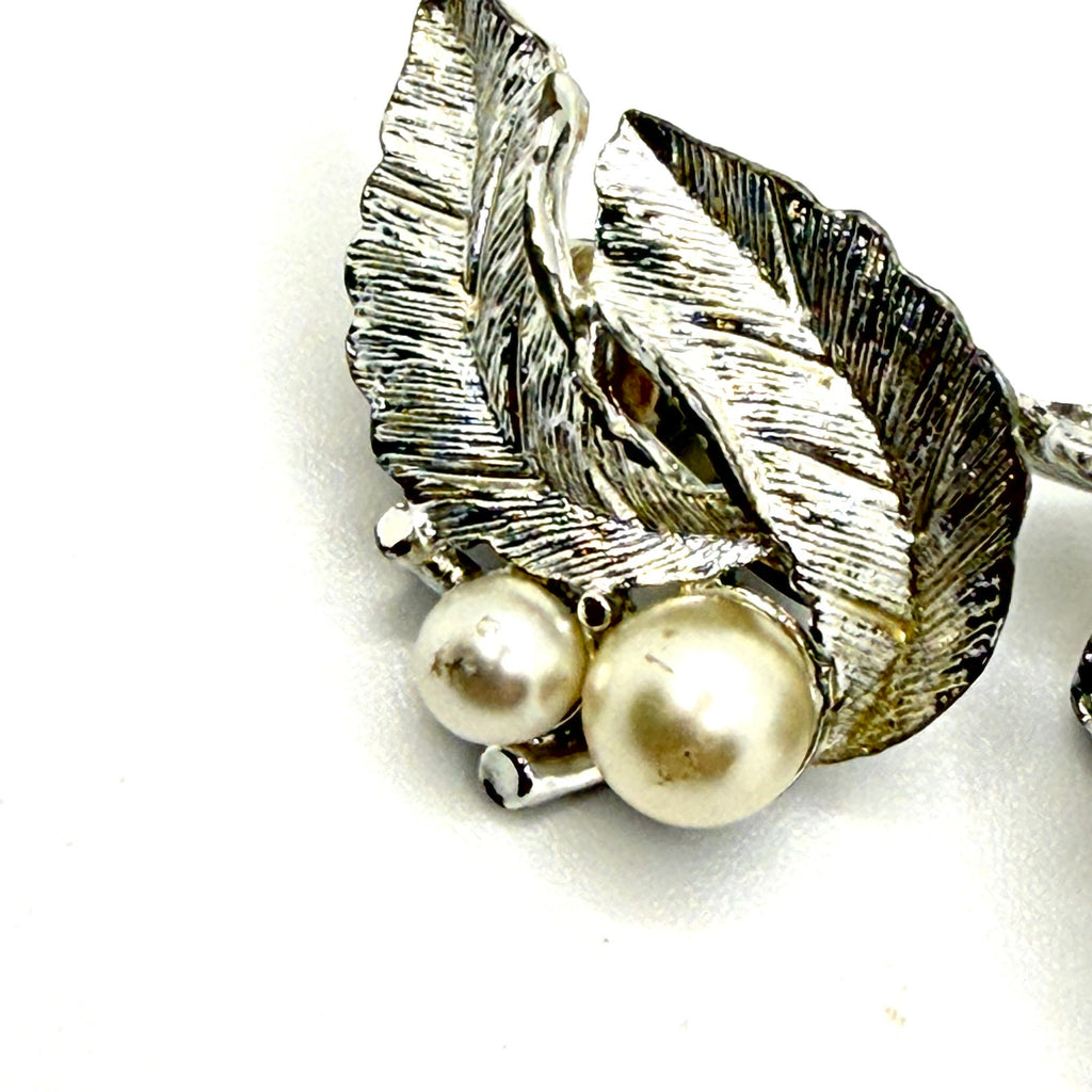 Vintage 60s Sarah Coventry Silver Faux Pearl Signed Leaf Clip On Earrings