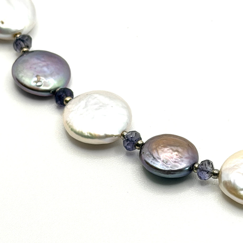 Vintage 90s Genuine Freshwater White Grey Coin Pearl Toggle Statement Necklace