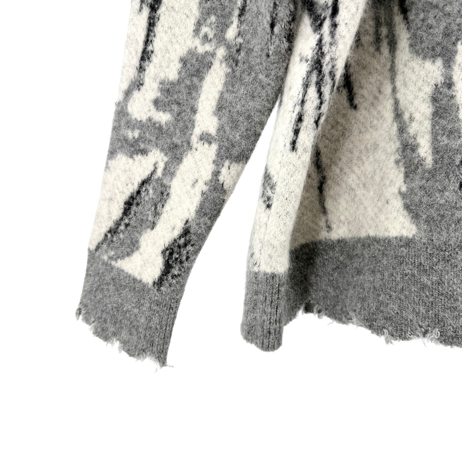 InDhouse Gray White Black Abstract Deconstructed Pullover Sweater