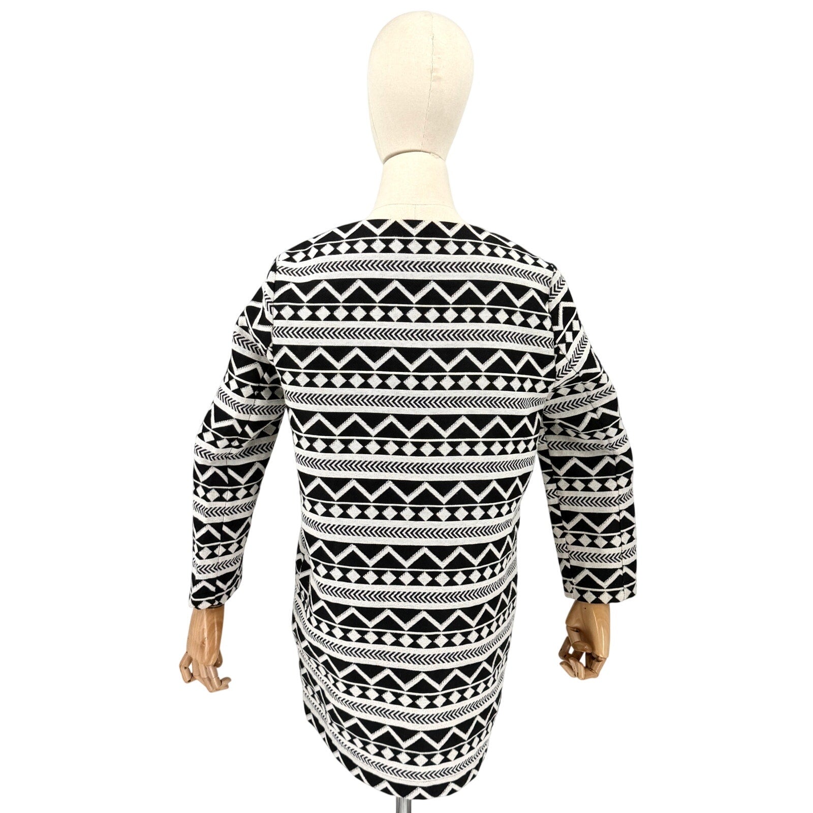 Hope Black White Aztec Tribal Geometric Snap Front Collarless Jacket